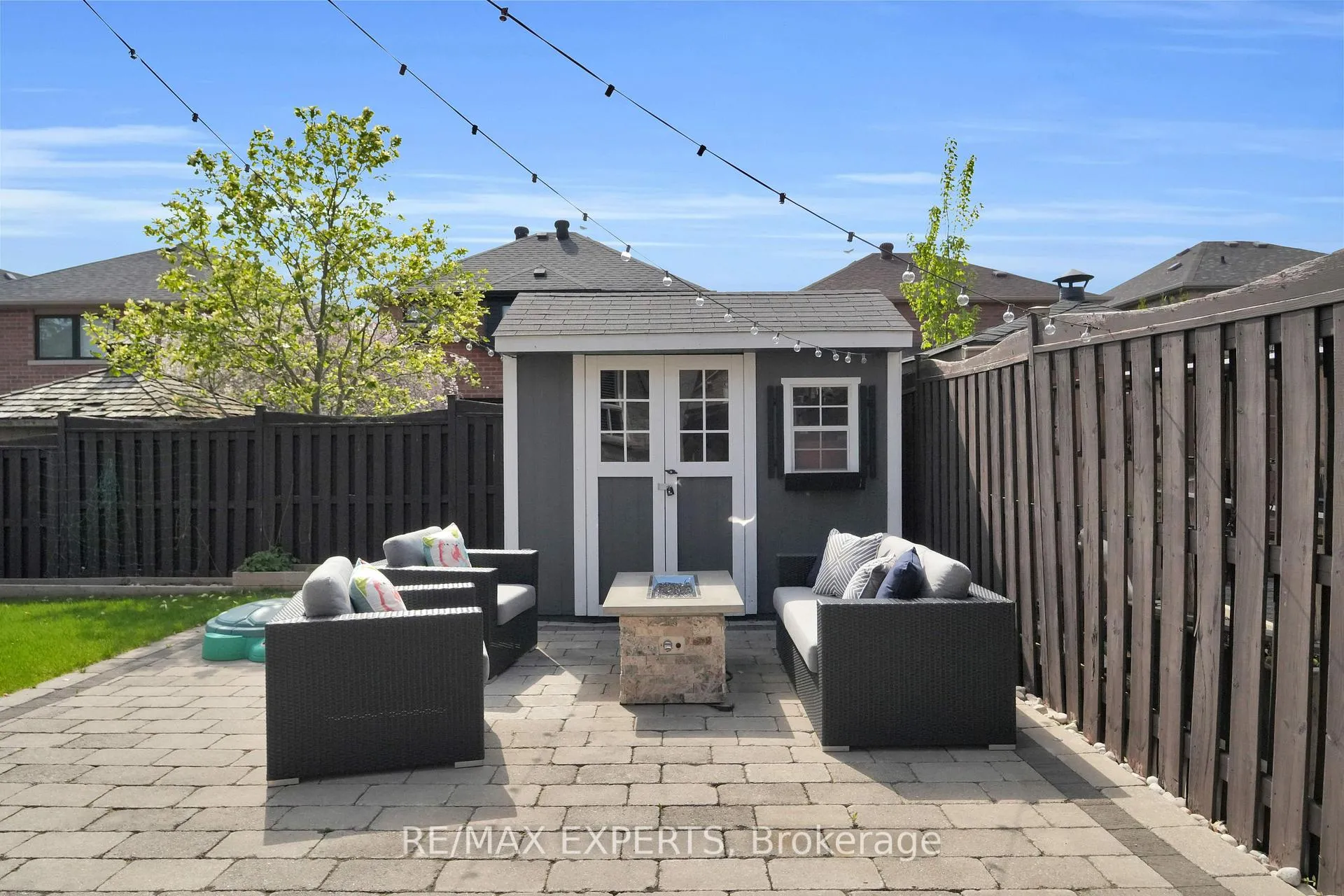 Photo 47 of 57 Gray Park Drive, Caledon, Bolton North — HOMEH