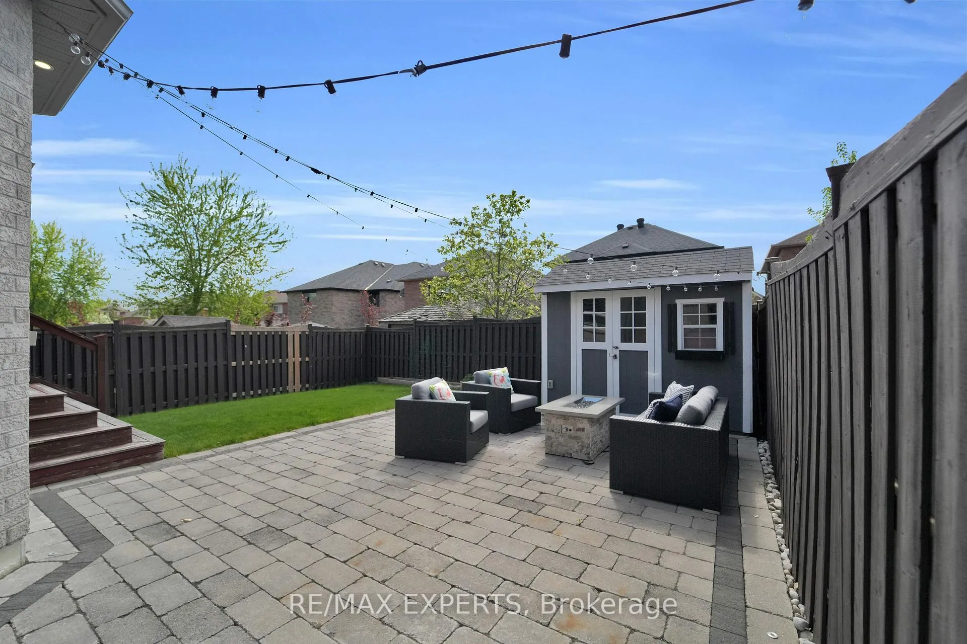 Photo 48 of 57 Gray Park Drive, Caledon, Bolton North — HOMEH