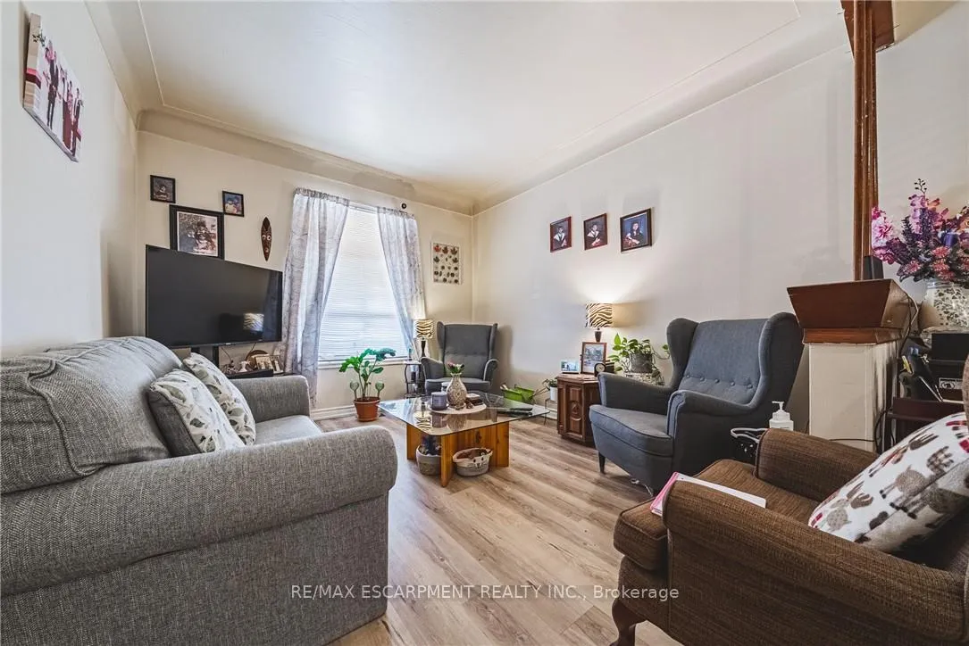 Photo 9 of 64 Kinrade Avenue, Hamilton, Gibson — HOMEH