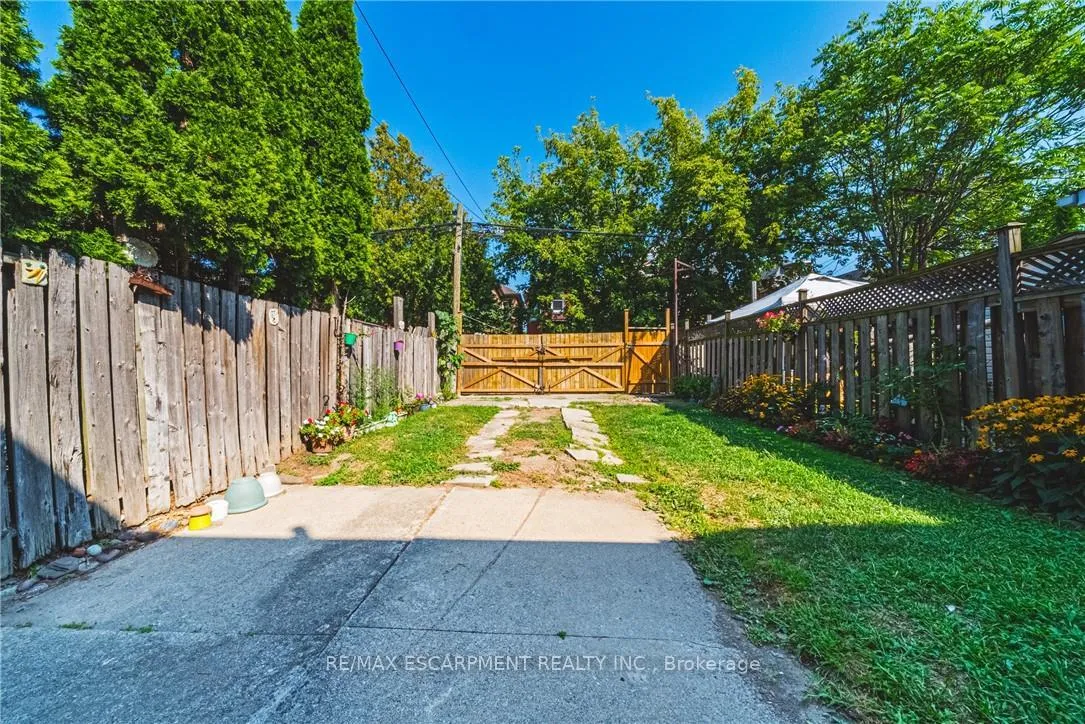 Photo 18 of 64 Kinrade Avenue, Hamilton, Gibson — HOMEH