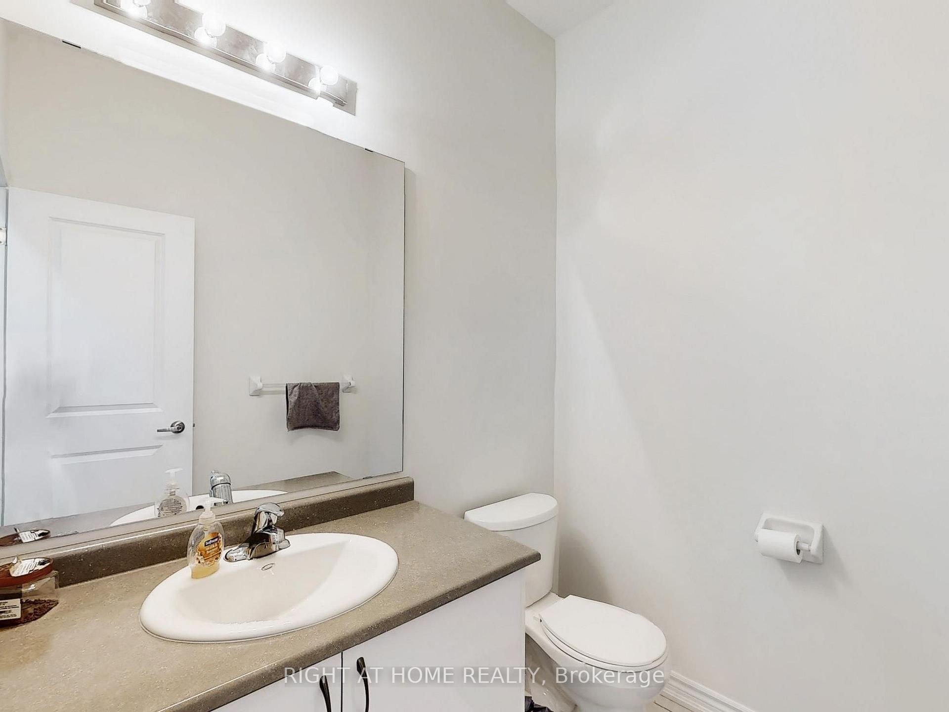 Photo 5 of 18 Bannister Road, Barrie, Rural Barrie Southeast — HOMEH