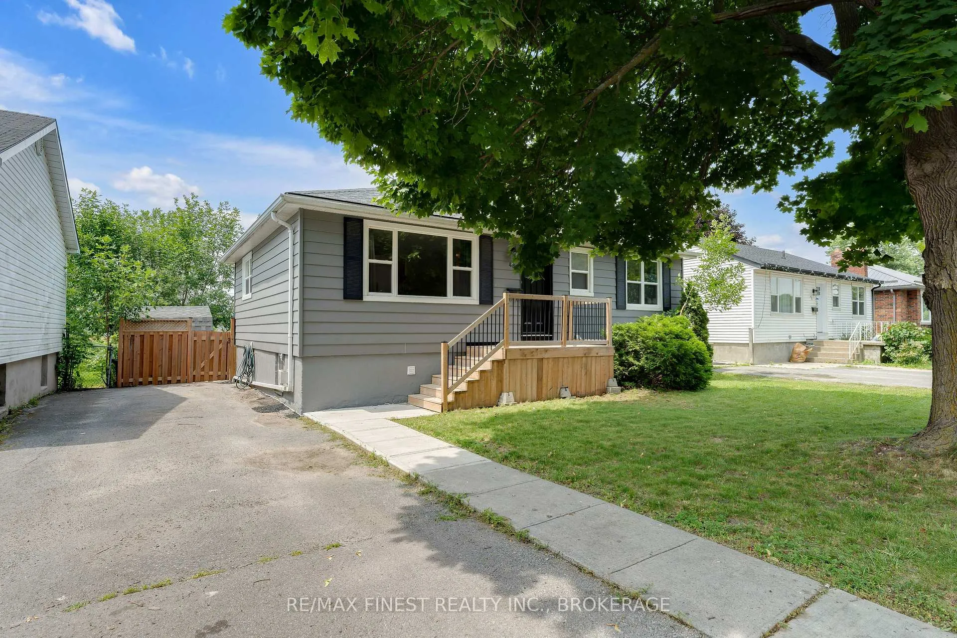 Photo 1 of 48 Brant Street, Kingston, East of Sir John A. Blvd — HOMEH