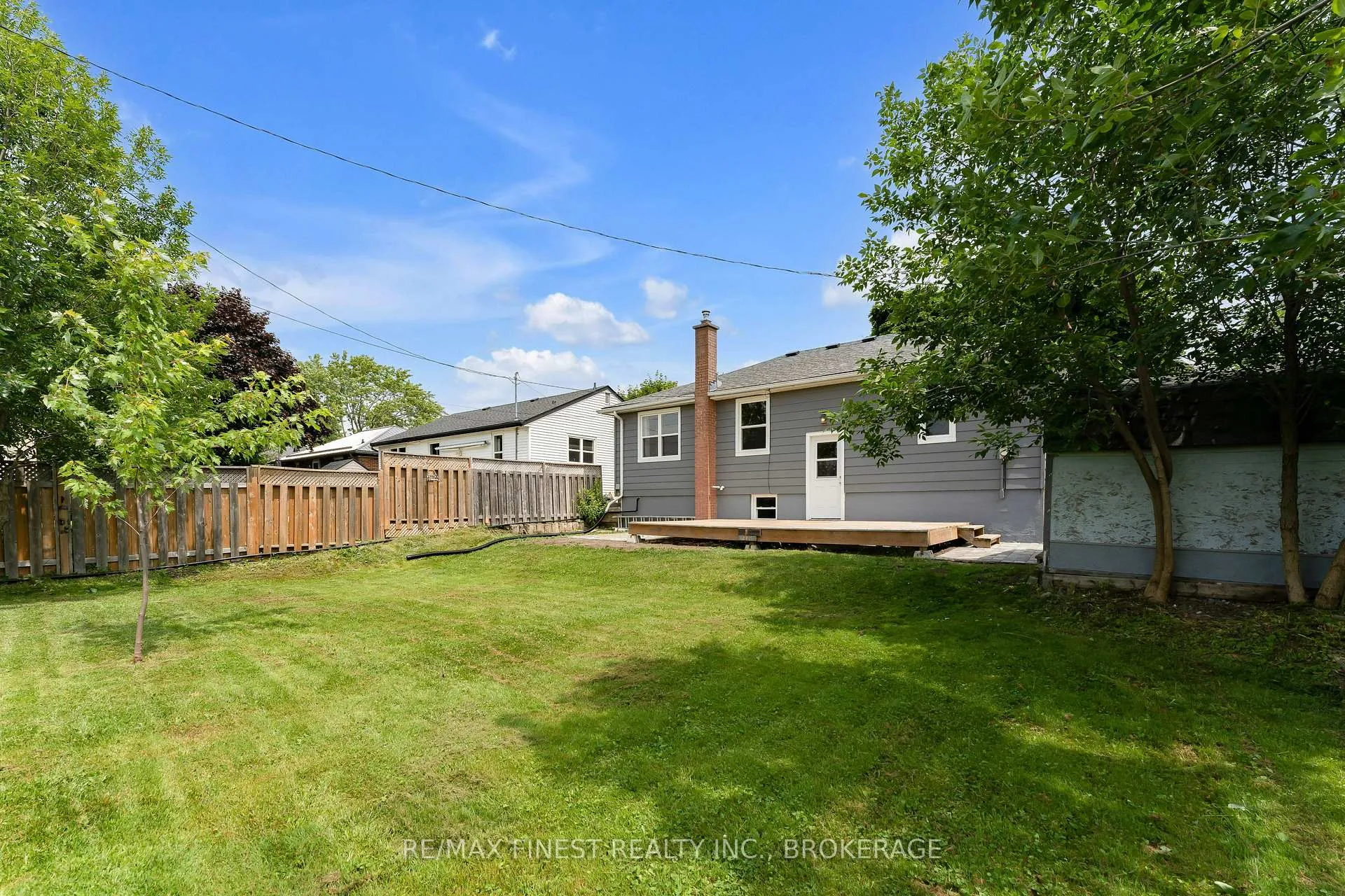 Photo 34 of 48 Brant Street, Kingston, East of Sir John A. Blvd — HOMEH