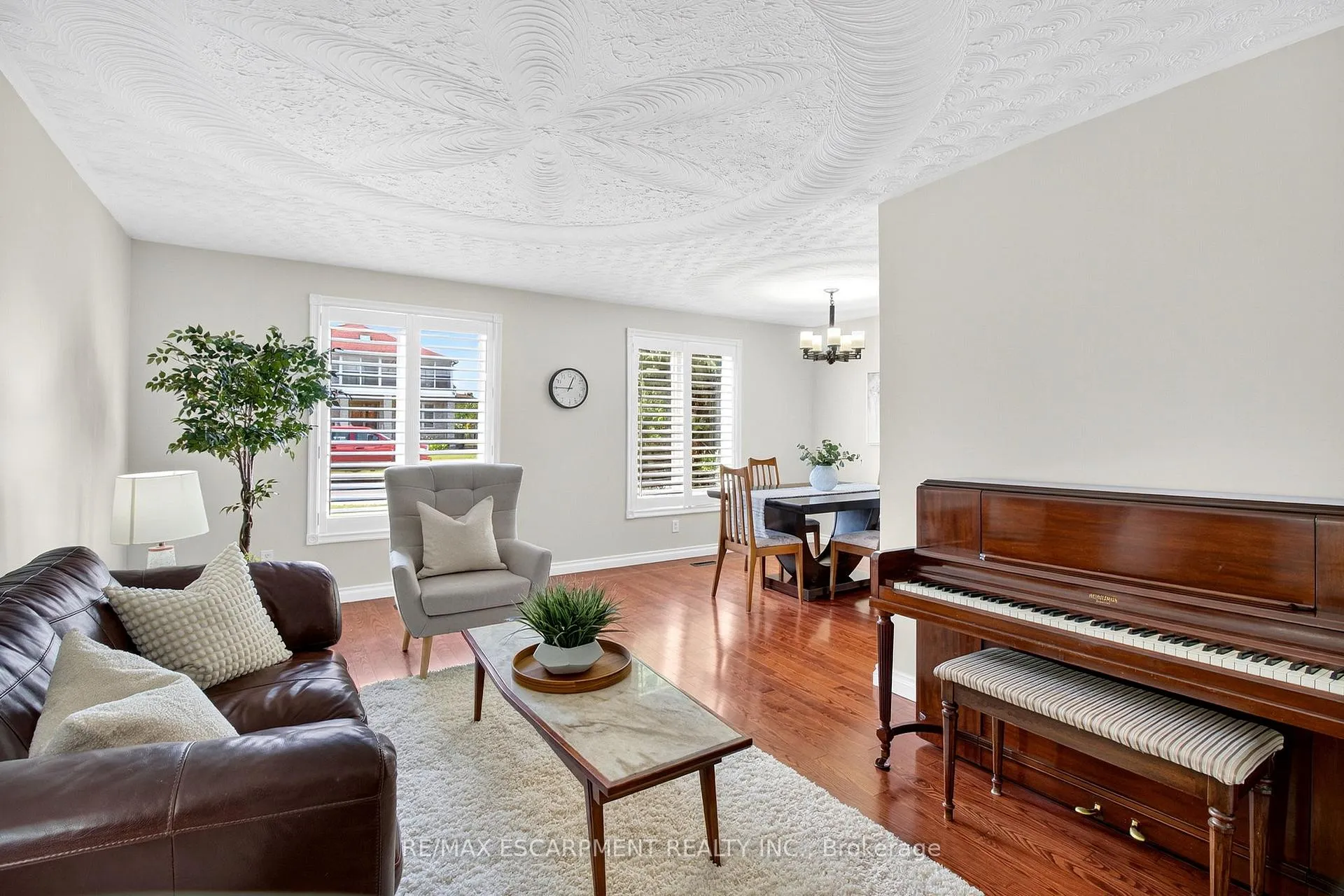 Photo 7 of 150 Solomon Crescent, Hamilton, Trenholme — HOMEH