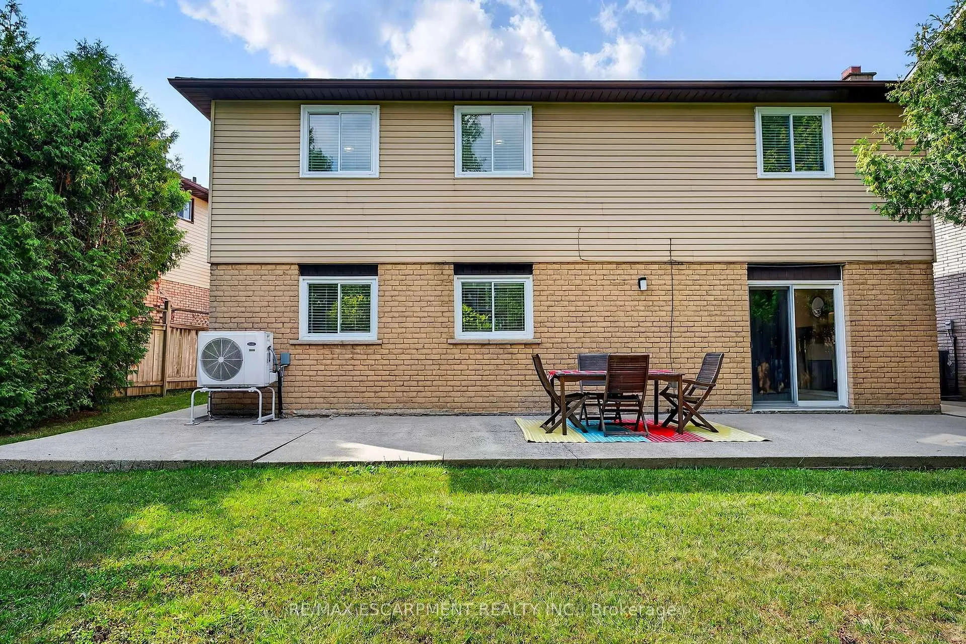 Photo 32 of 150 Solomon Crescent, Hamilton, Trenholme — HOMEH