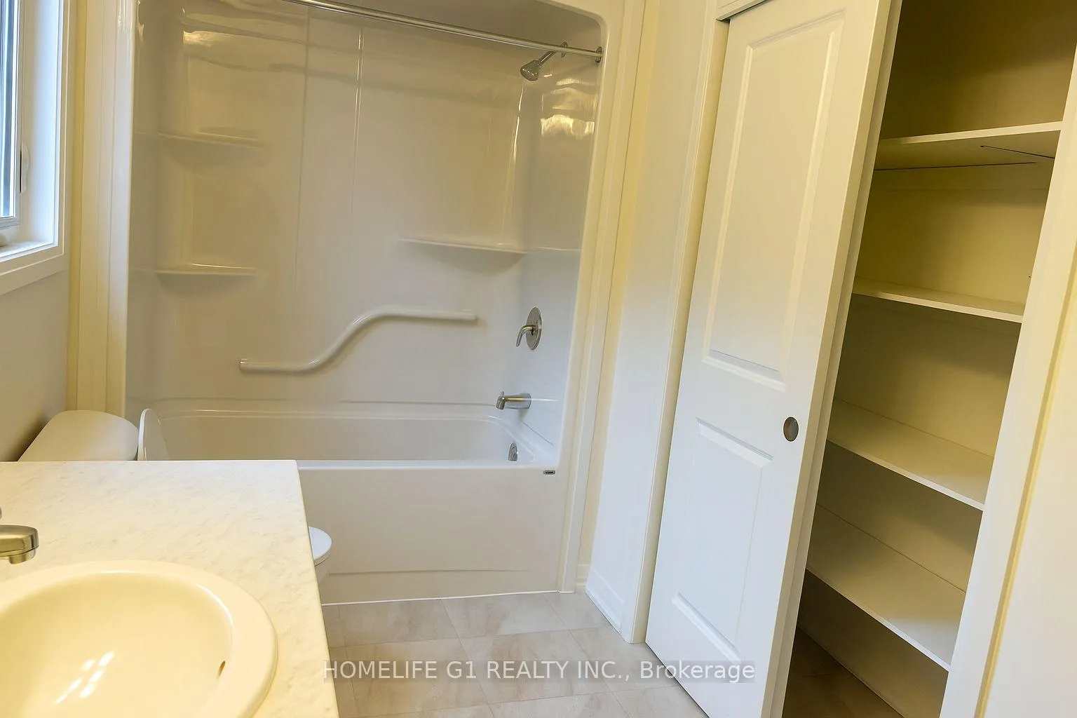 Photo 9 of 9 Samuel Avenue, Pelham, North Pelham — HOMEH
