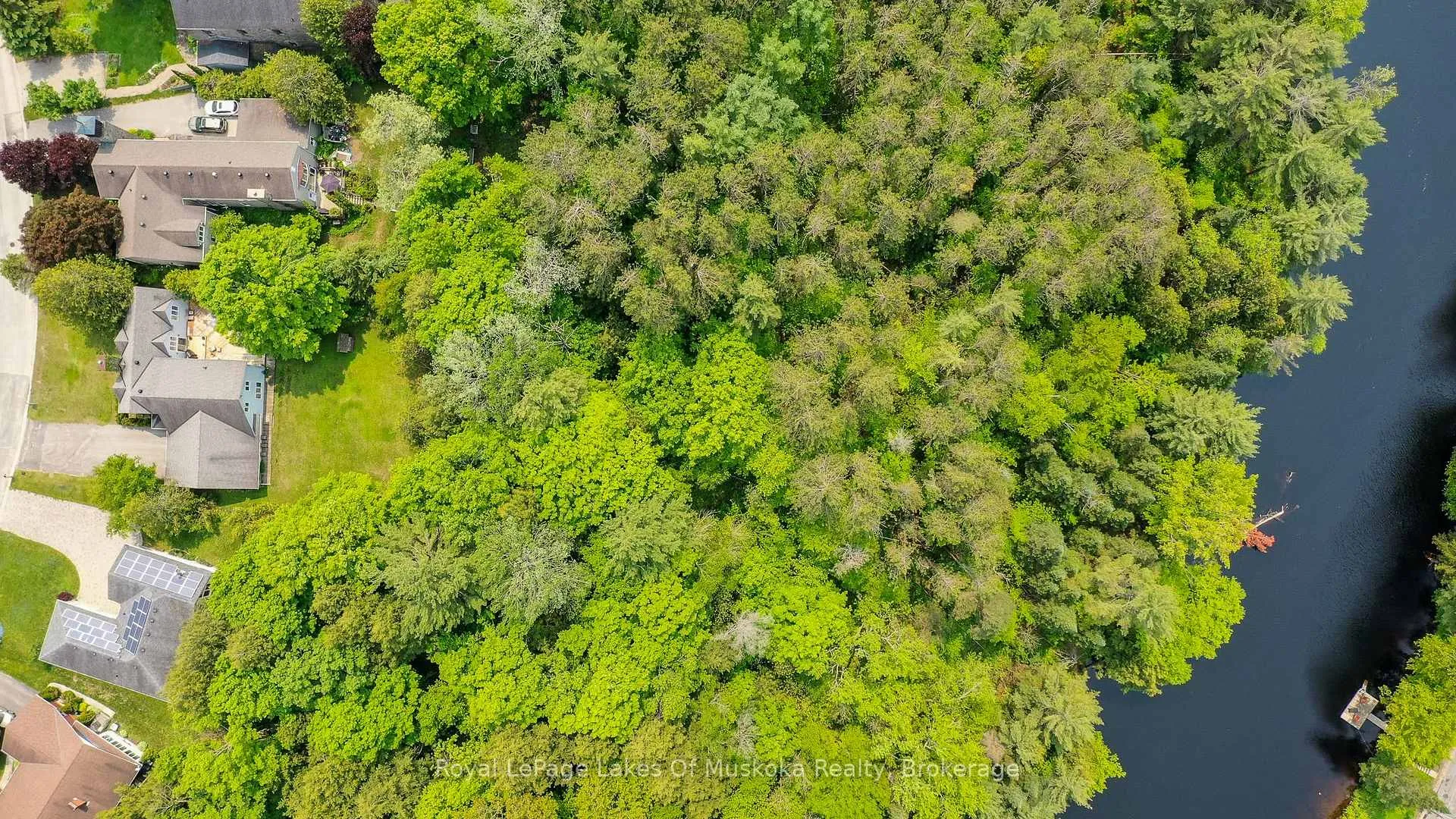 Photo 2 of 17 Sadler Drive, Bracebridge, Monck (Bracebridge) — HOMEH