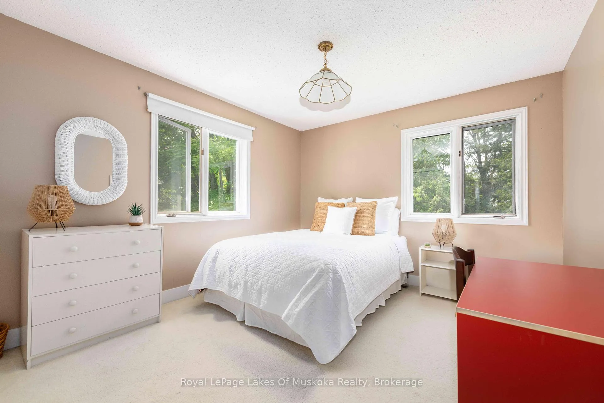 Photo 23 of 17 Sadler Drive, Bracebridge, Monck (Bracebridge) — HOMEH