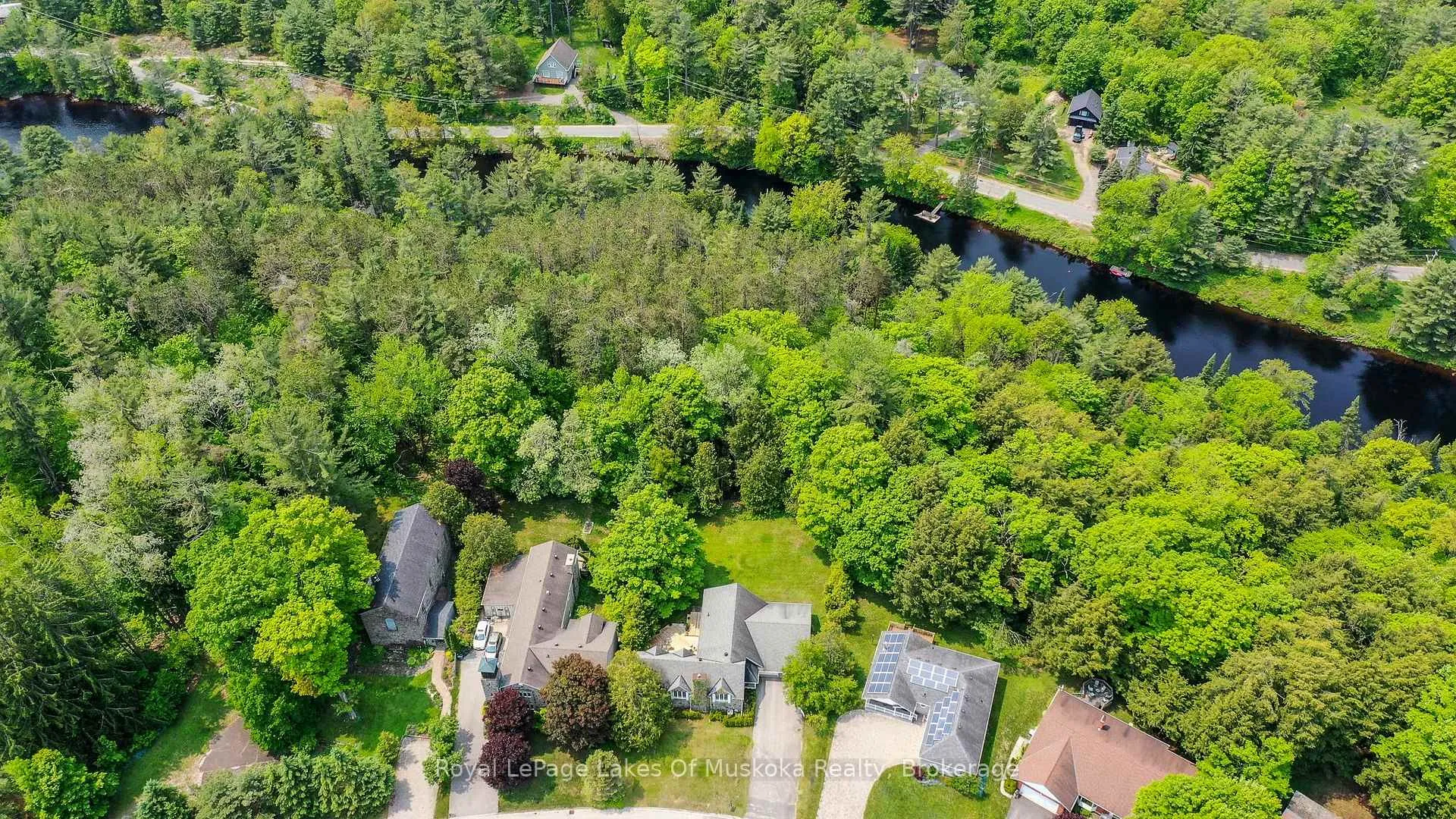 Photo 43 of 17 Sadler Drive, Bracebridge, Monck (Bracebridge) — HOMEH