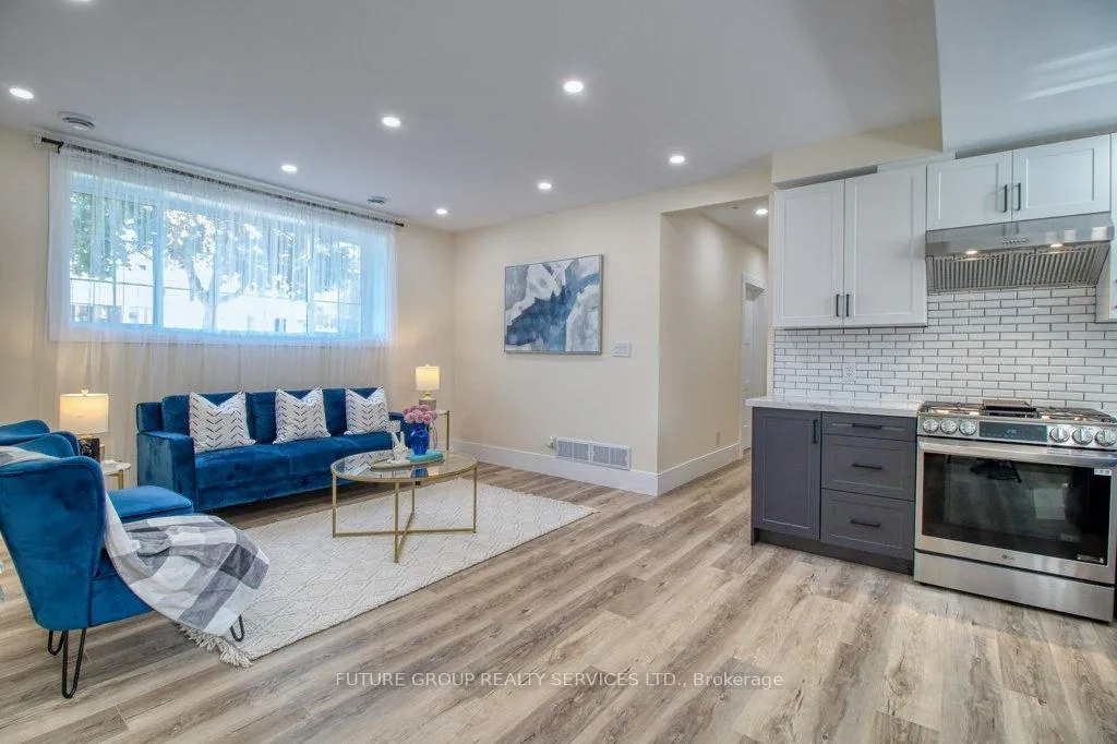 Photo 12 of 109 Penrose Street, Sarnia — HOMEH