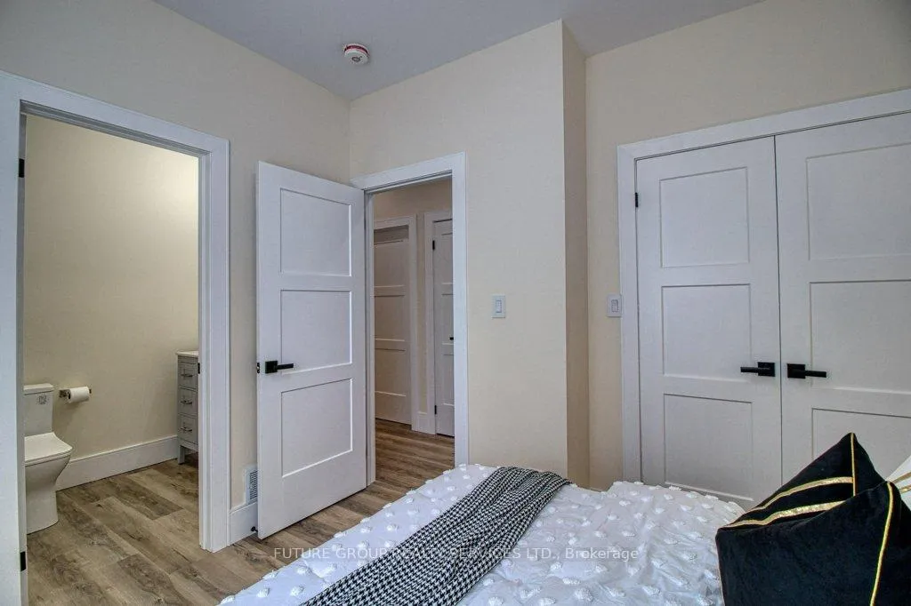 Photo 20 of 109 Penrose Street, Sarnia — HOMEH