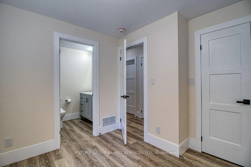 Photo 26 of 109 Penrose Street, Sarnia — HOMEH