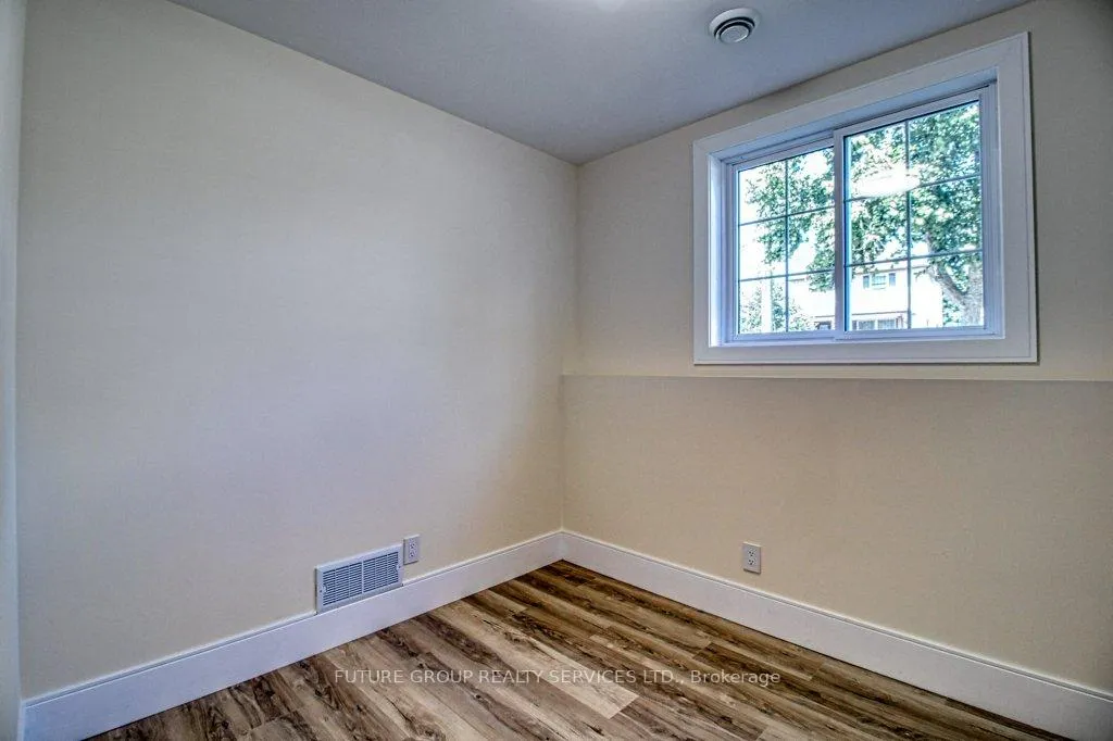 Photo 29 of 109 Penrose Street, Sarnia — HOMEH