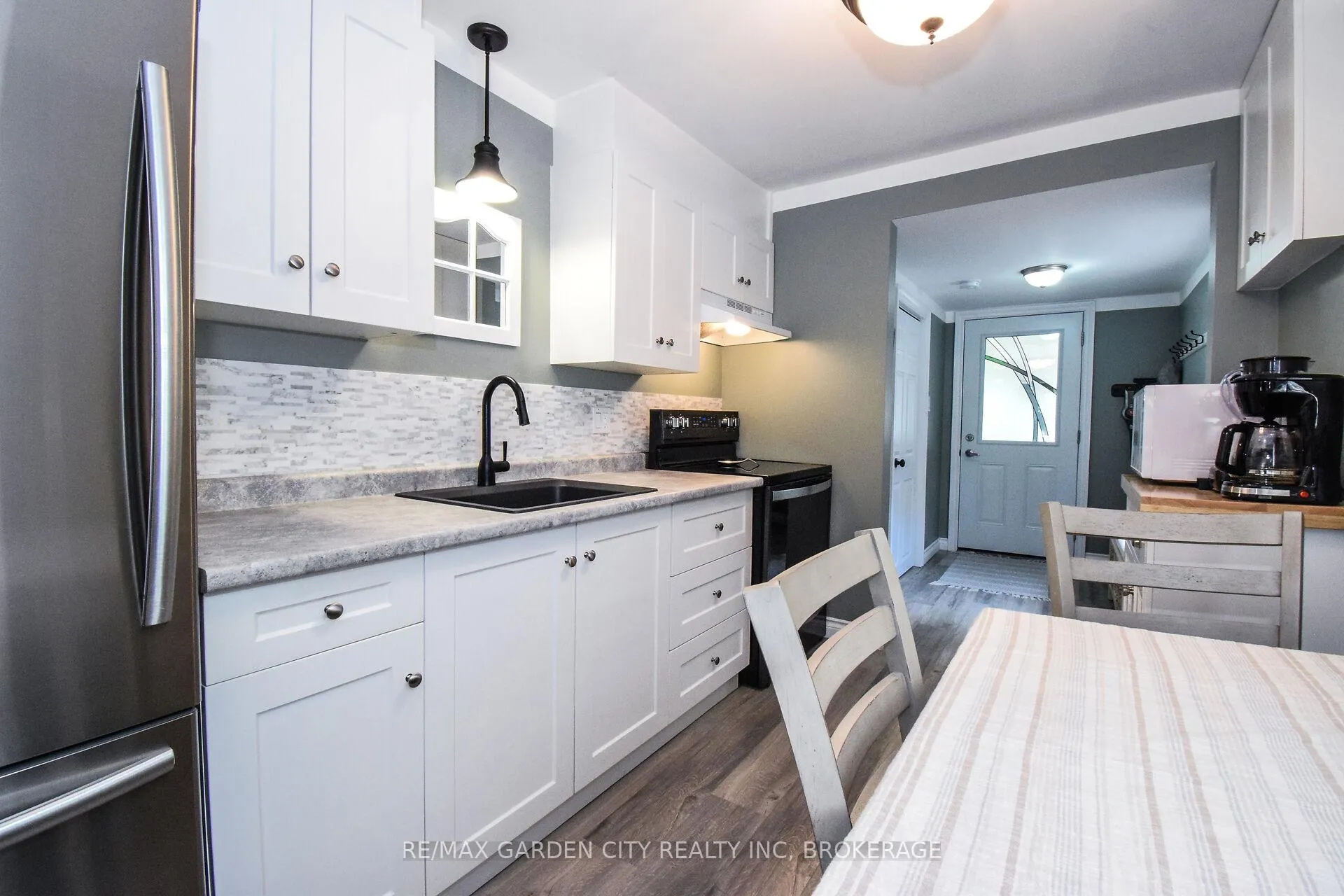 Photo 12 of 105 Mcarthur Avenue, Welland, Lincoln/Crowland — HOMEH
