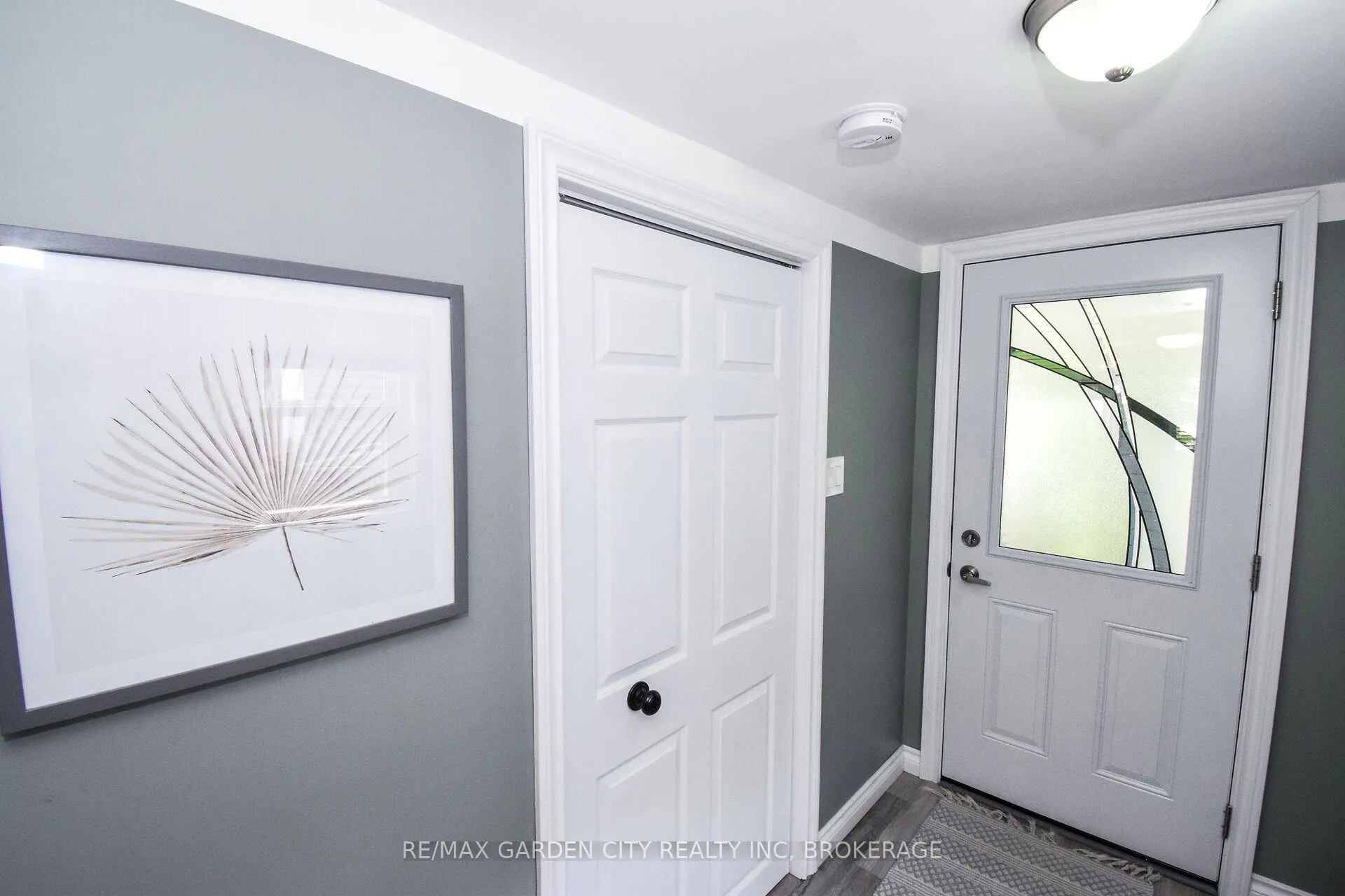 Photo 23 of 105 Mcarthur Avenue, Welland, Lincoln/Crowland — HOMEH