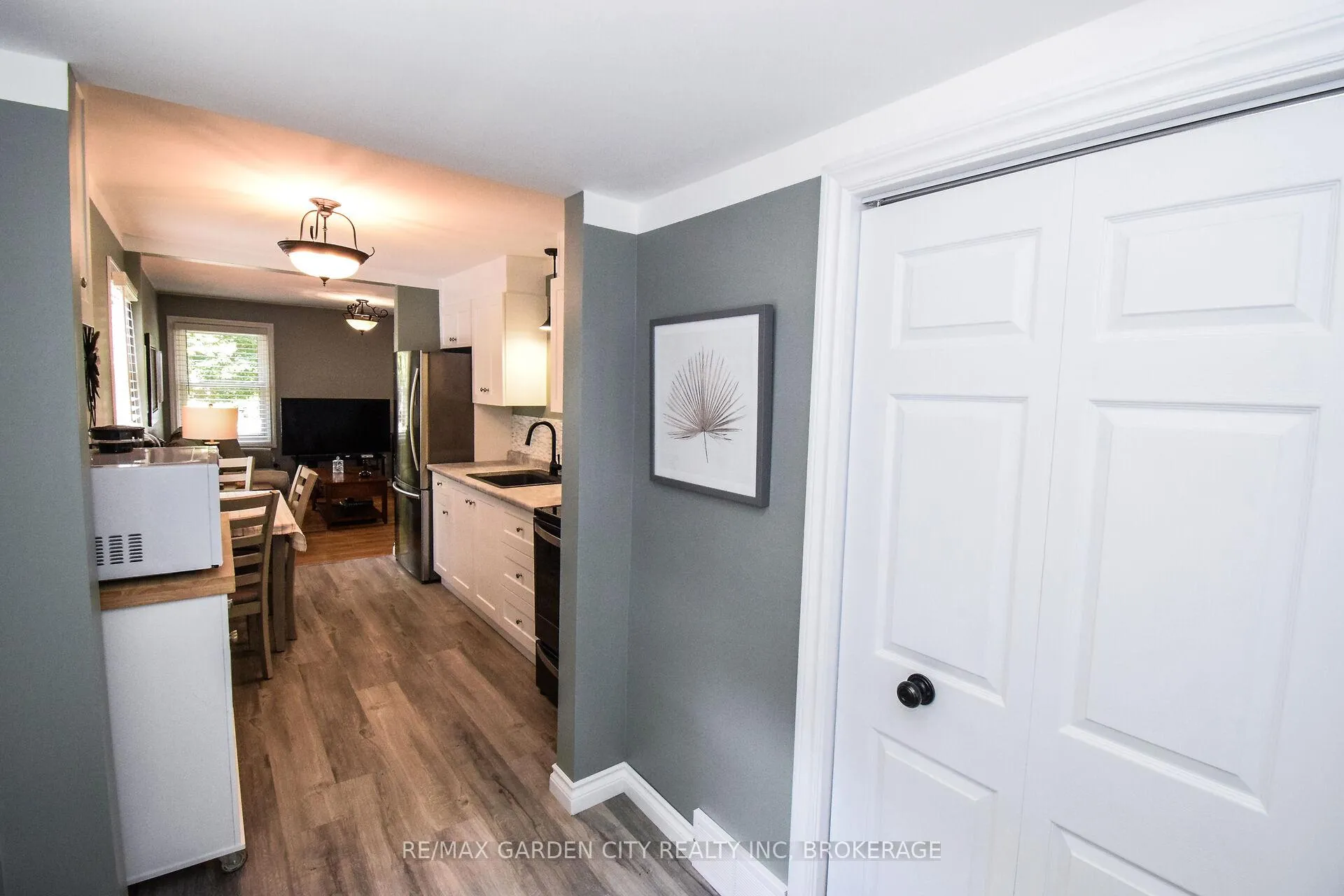 Photo 25 of 105 Mcarthur Avenue, Welland, Lincoln/Crowland — HOMEH