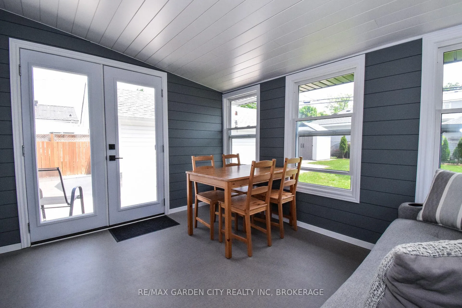 Photo 27 of 105 Mcarthur Avenue, Welland, Lincoln/Crowland — HOMEH