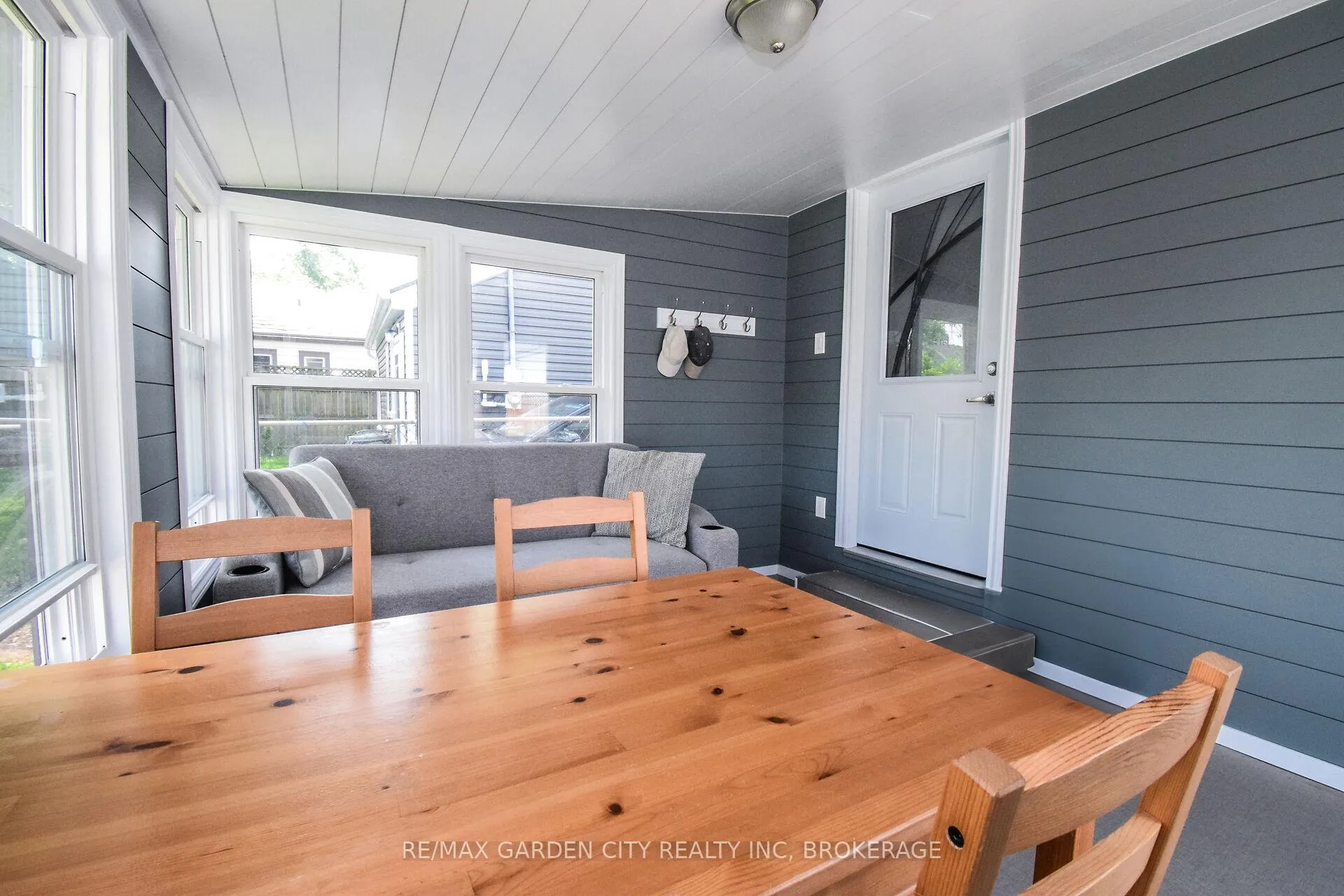 Photo 29 of 105 Mcarthur Avenue, Welland, Lincoln/Crowland — HOMEH