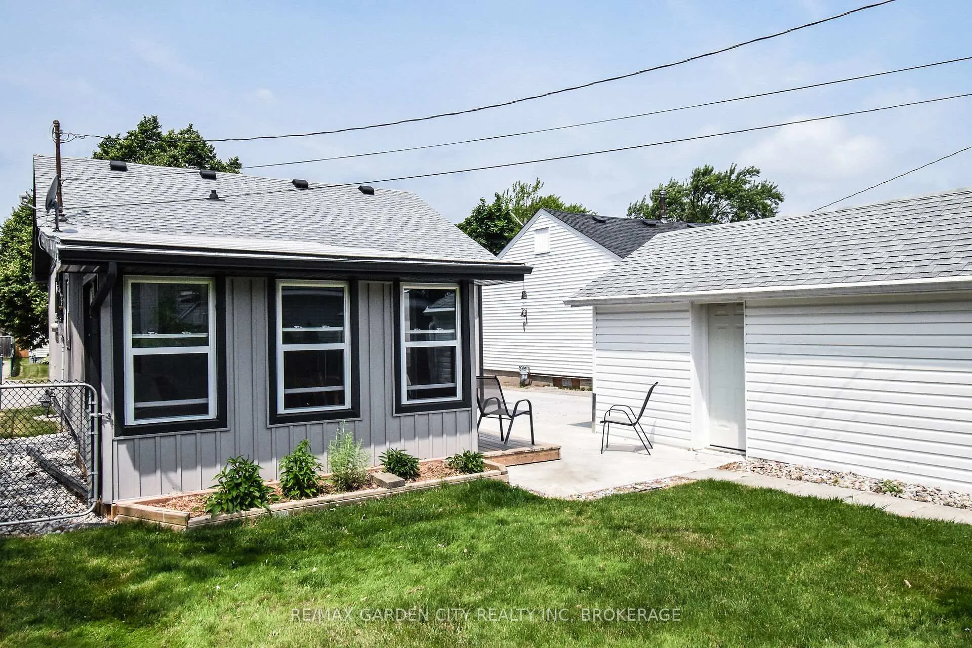 Photo 37 of 105 Mcarthur Avenue, Welland, Lincoln/Crowland — HOMEH