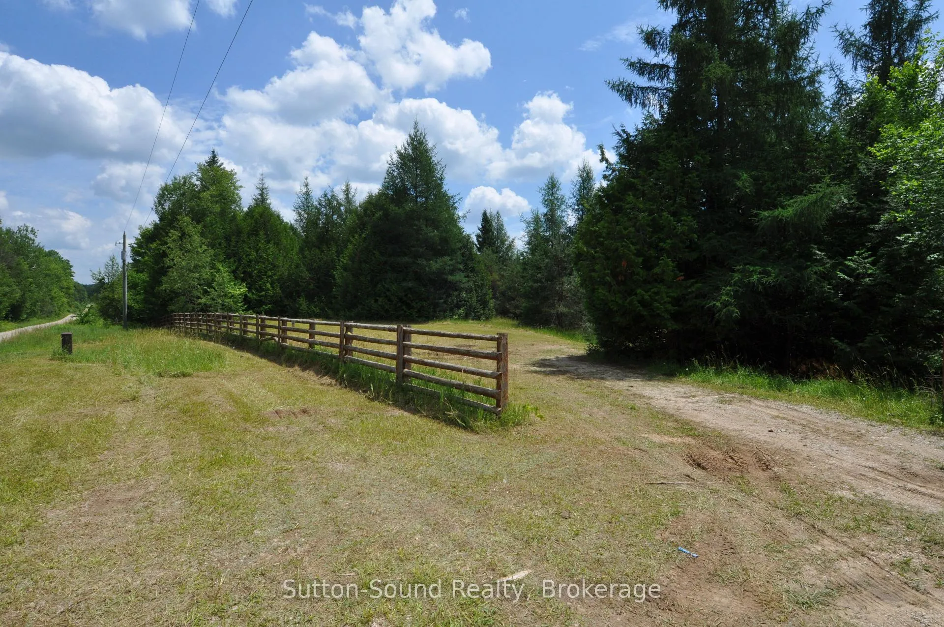 Front of 623394 Negro Creek Road