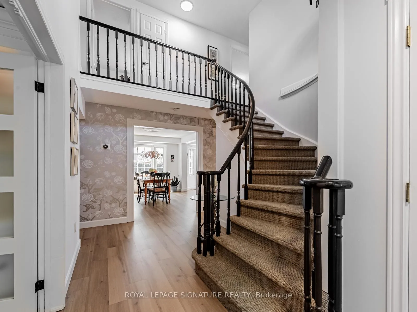 Photo 5 of 21 Emeline Crescent, Markham, Markham Village — HOMEH