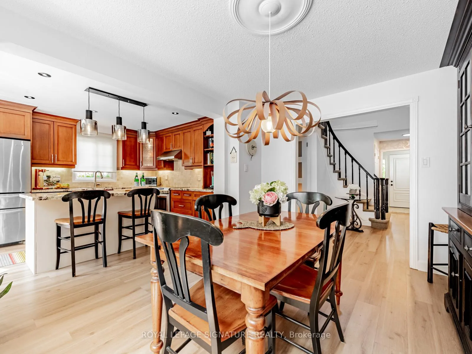 Photo 12 of 21 Emeline Crescent, Markham, Markham Village — HOMEH