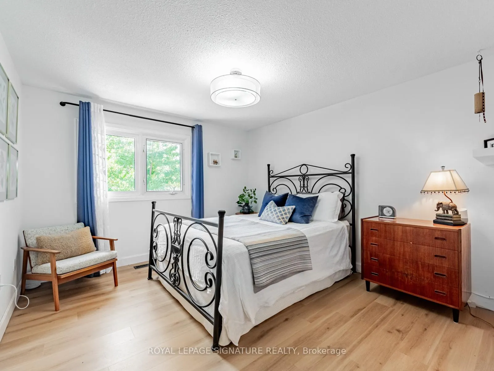 Photo 22 of 21 Emeline Crescent, Markham, Markham Village — HOMEH