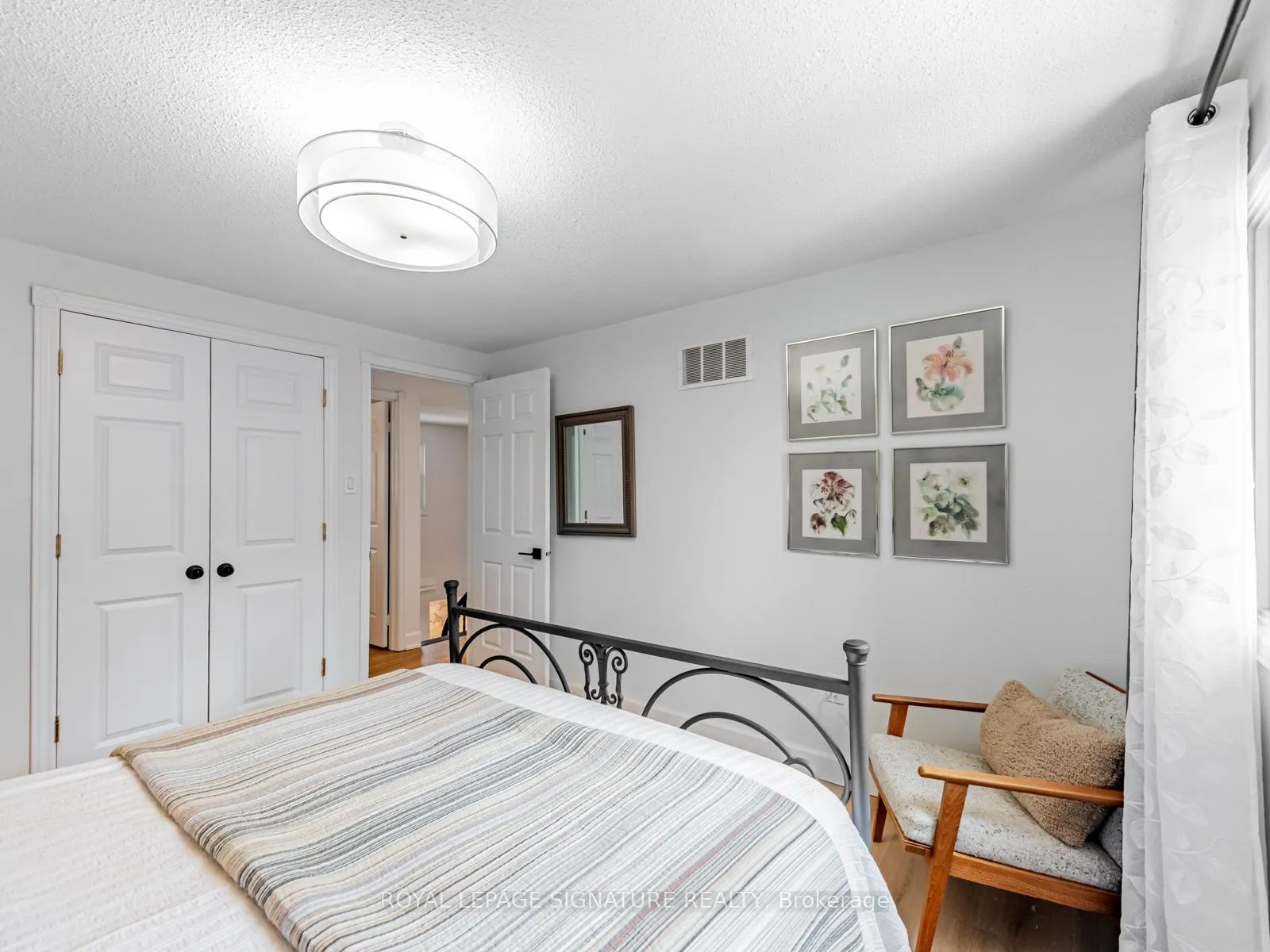 Photo 23 of 21 Emeline Crescent, Markham, Markham Village — HOMEH