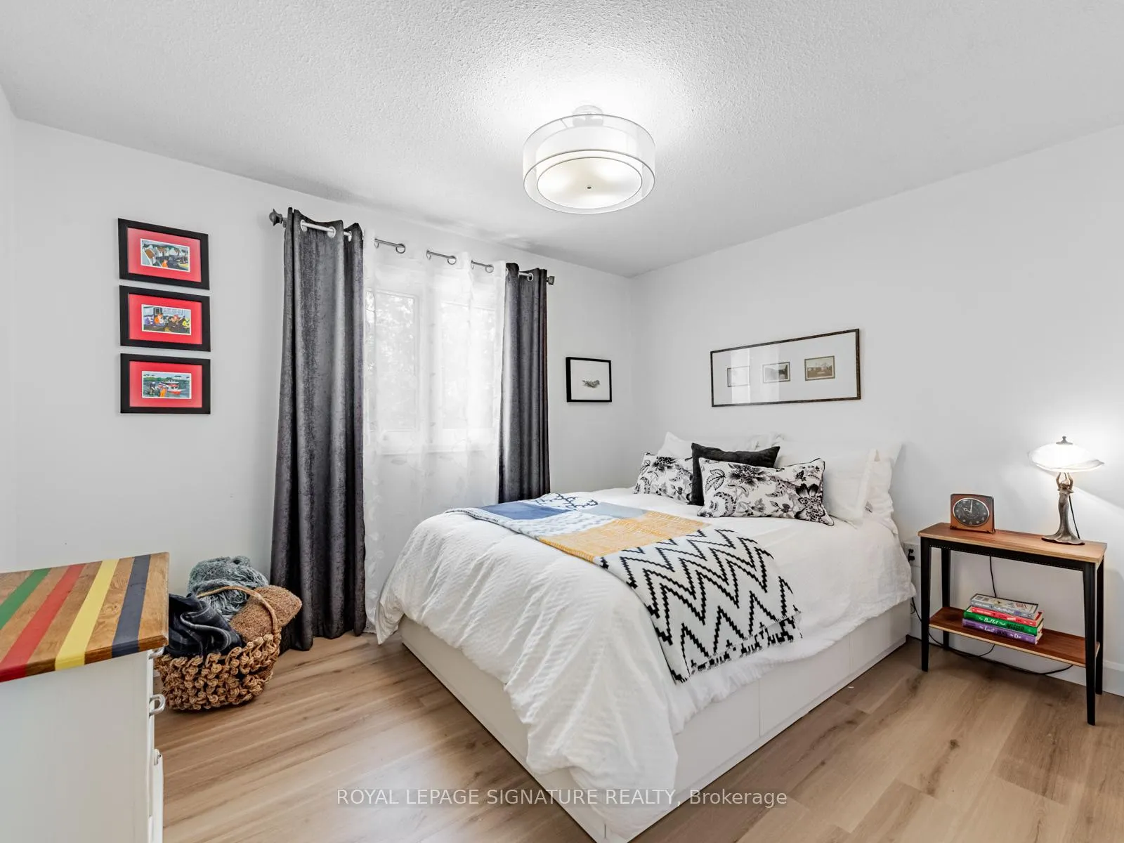 Photo 24 of 21 Emeline Crescent, Markham, Markham Village — HOMEH
