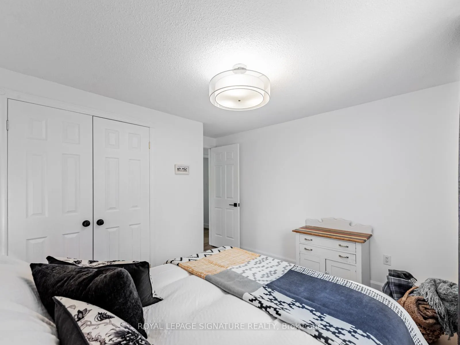 Photo 25 of 21 Emeline Crescent, Markham, Markham Village — HOMEH