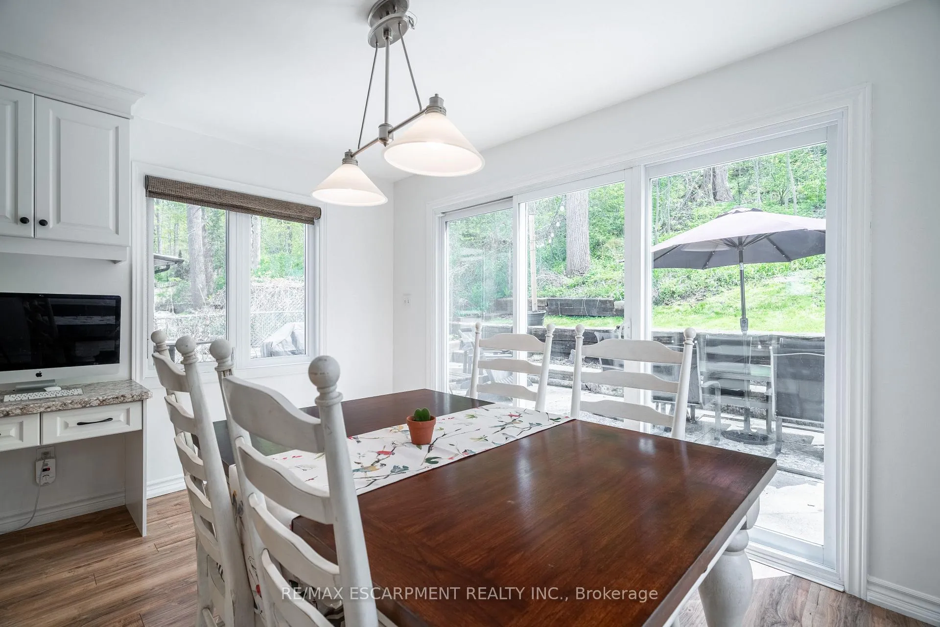 Photo 10 of 34 Palm Court, Hamilton, Stoney Creek — HOMEH