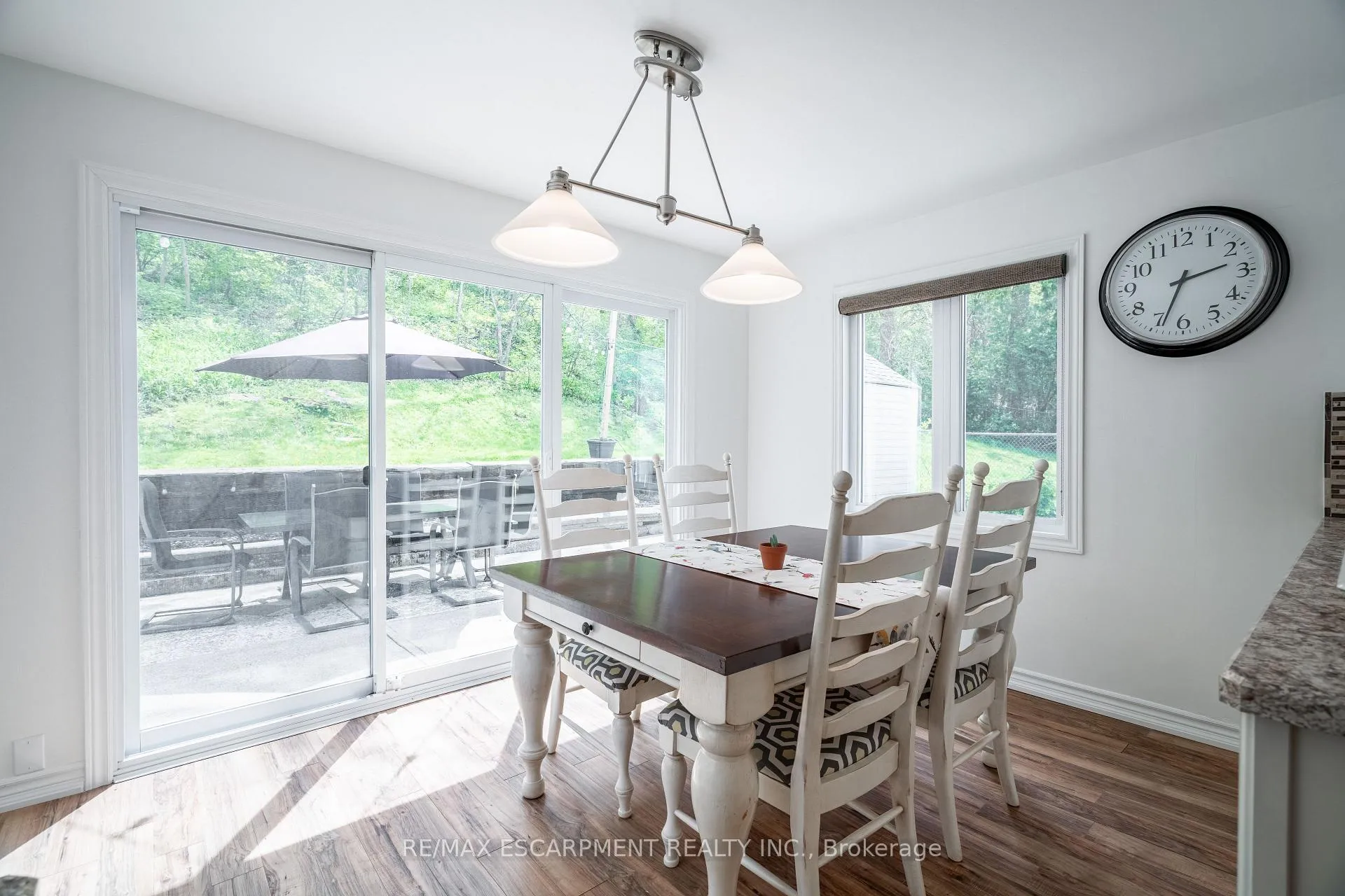 Photo 11 of 34 Palm Court, Hamilton, Stoney Creek — HOMEH
