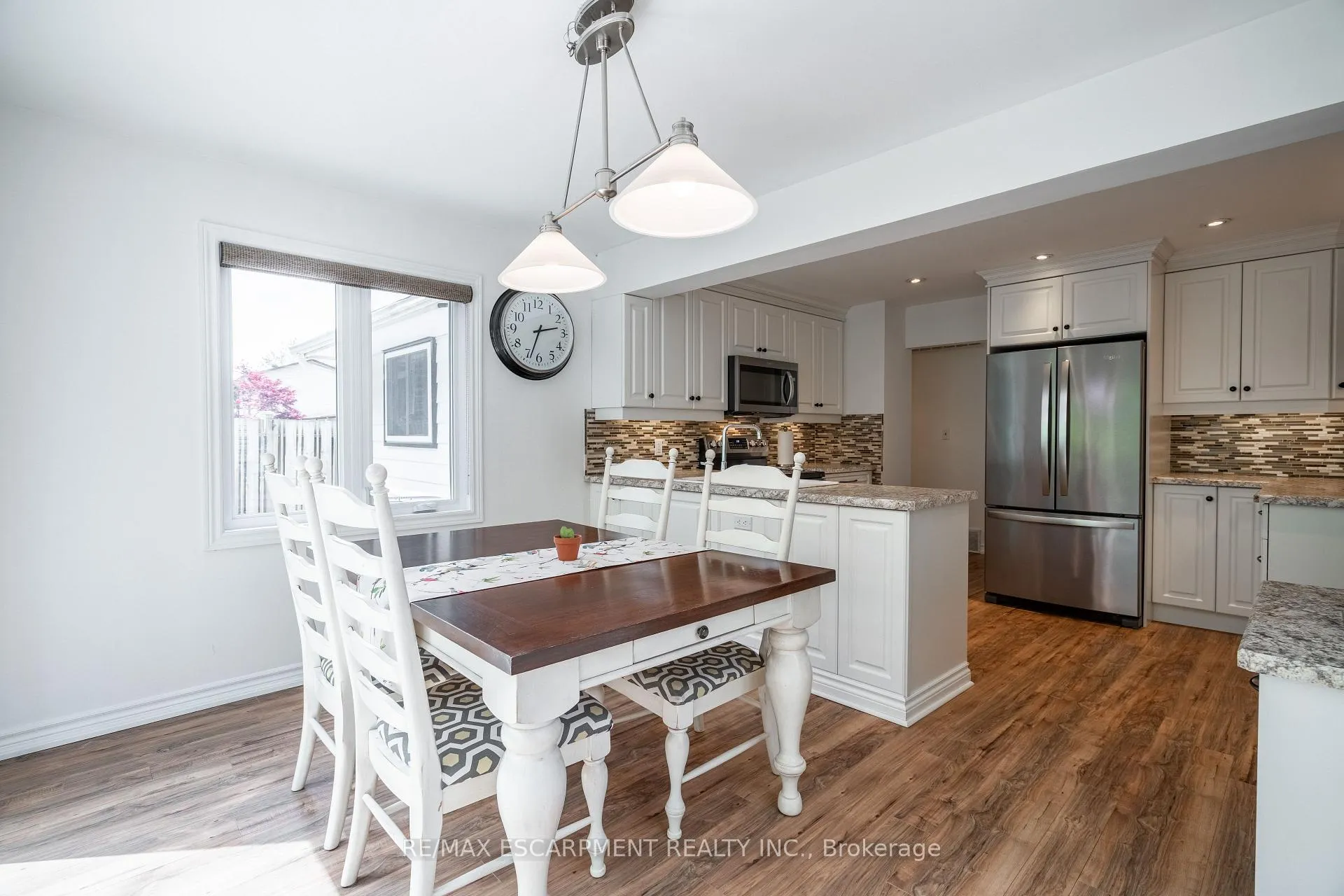 Photo 12 of 34 Palm Court, Hamilton, Stoney Creek — HOMEH