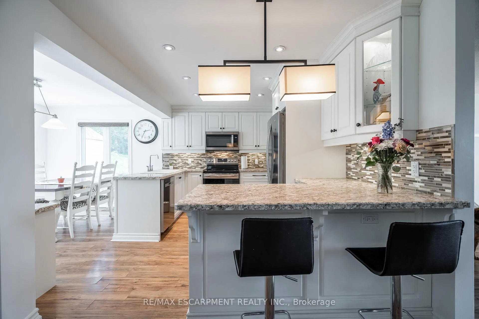 Photo 14 of 34 Palm Court, Hamilton, Stoney Creek — HOMEH