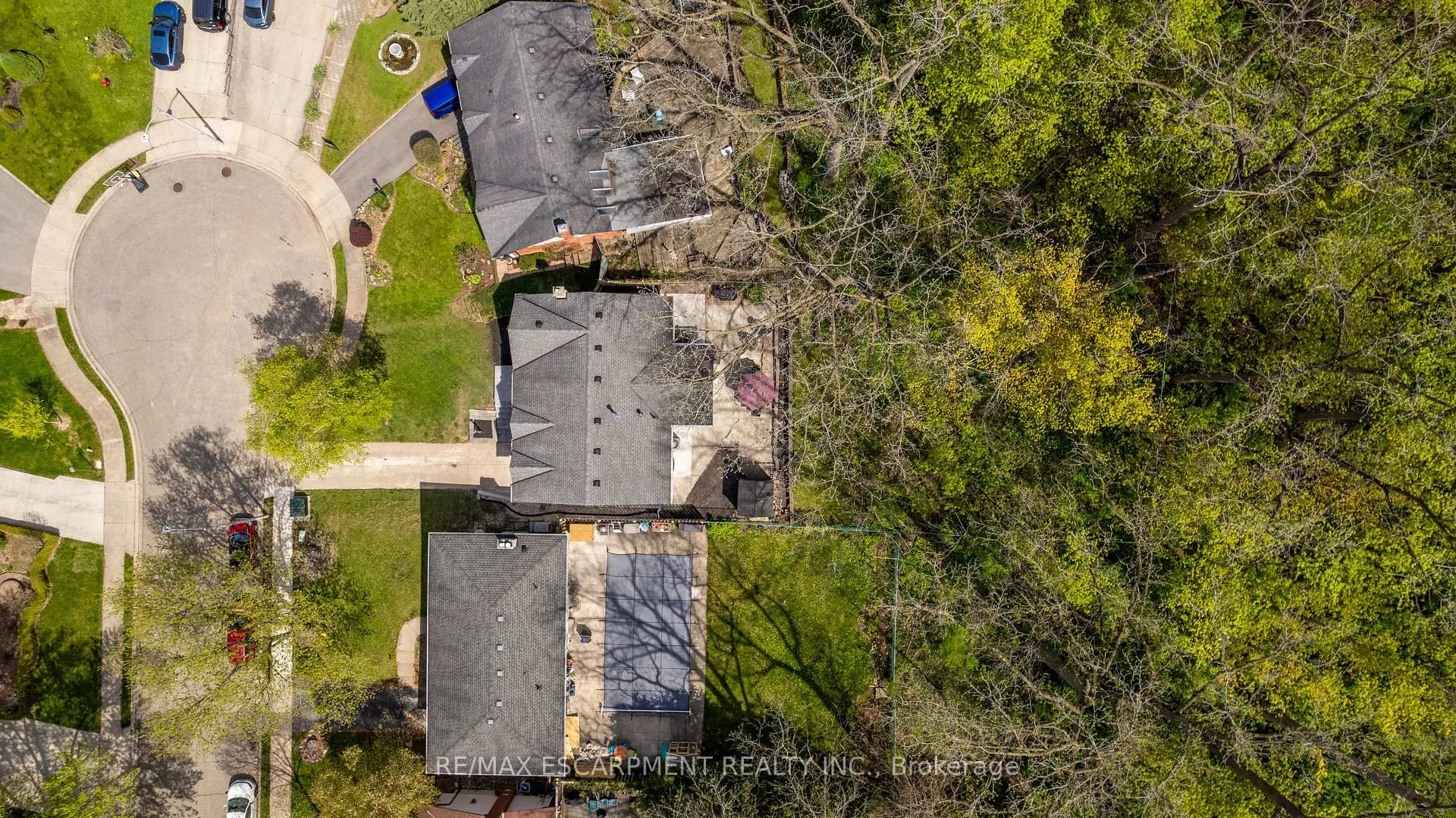 Photo 38 of 34 Palm Court, Hamilton, Stoney Creek — HOMEH