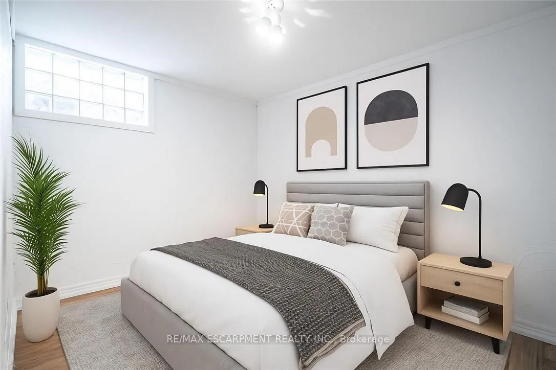 Photo 41 of 34 Palm Court, Hamilton, Stoney Creek — HOMEH