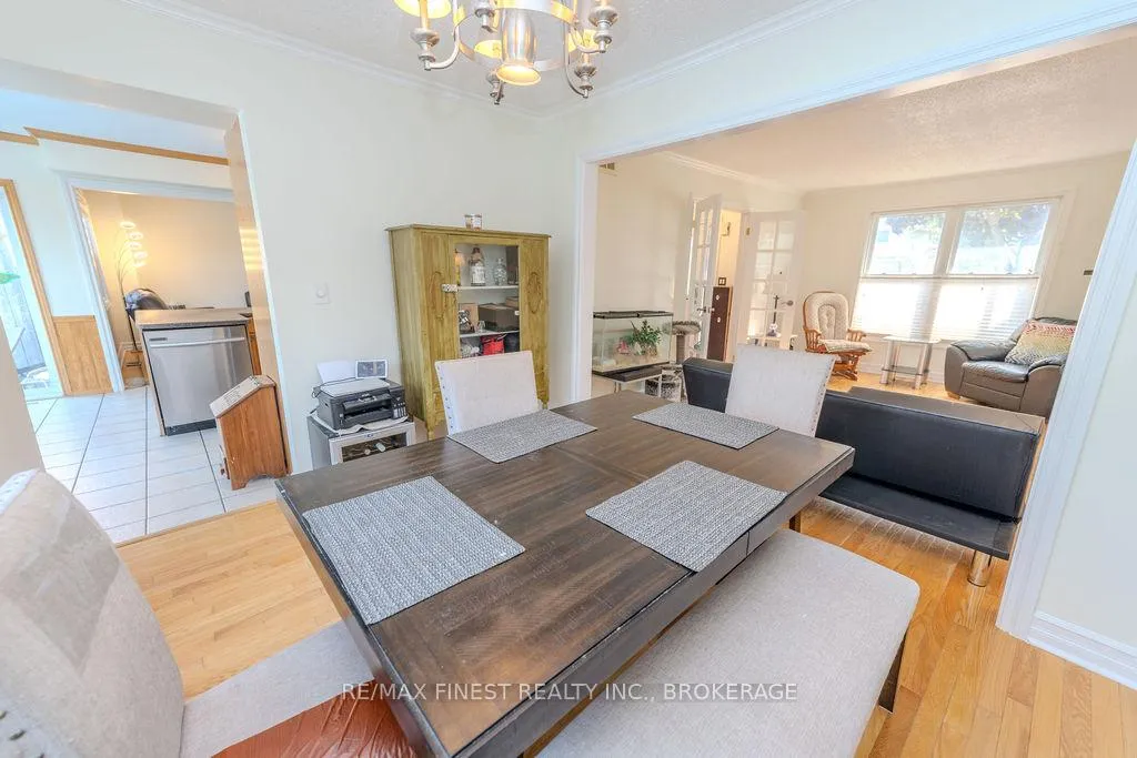 Photo 12 of 1106 Wintergreen Crescent, Kingston, City Northwest — HOMEH