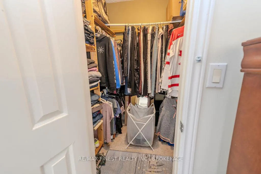 Photo 24 of 1106 Wintergreen Crescent, Kingston, City Northwest — HOMEH