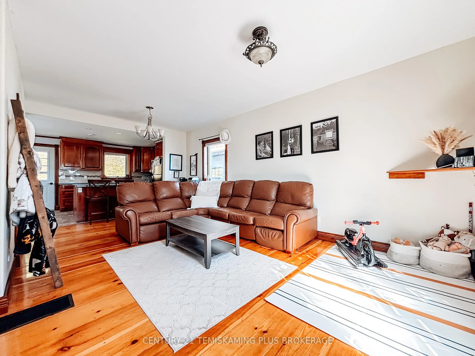 Photo 9 of 500 Lakeshore Road, Temiskaming Shores — HOMEH