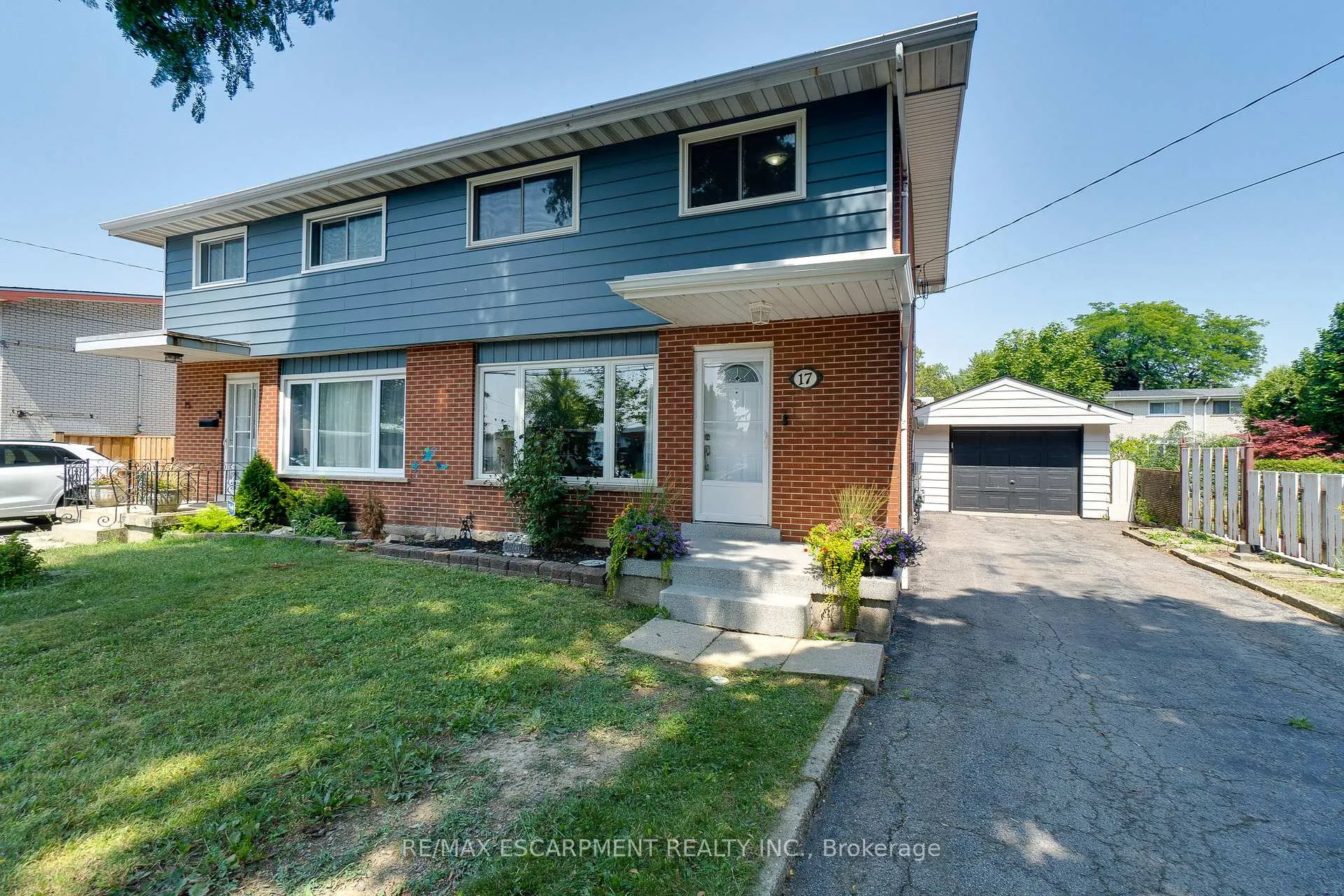 Photo 1 of 17 Ronaldshay Avenue, Hamilton, Greeningdon — HOMEH