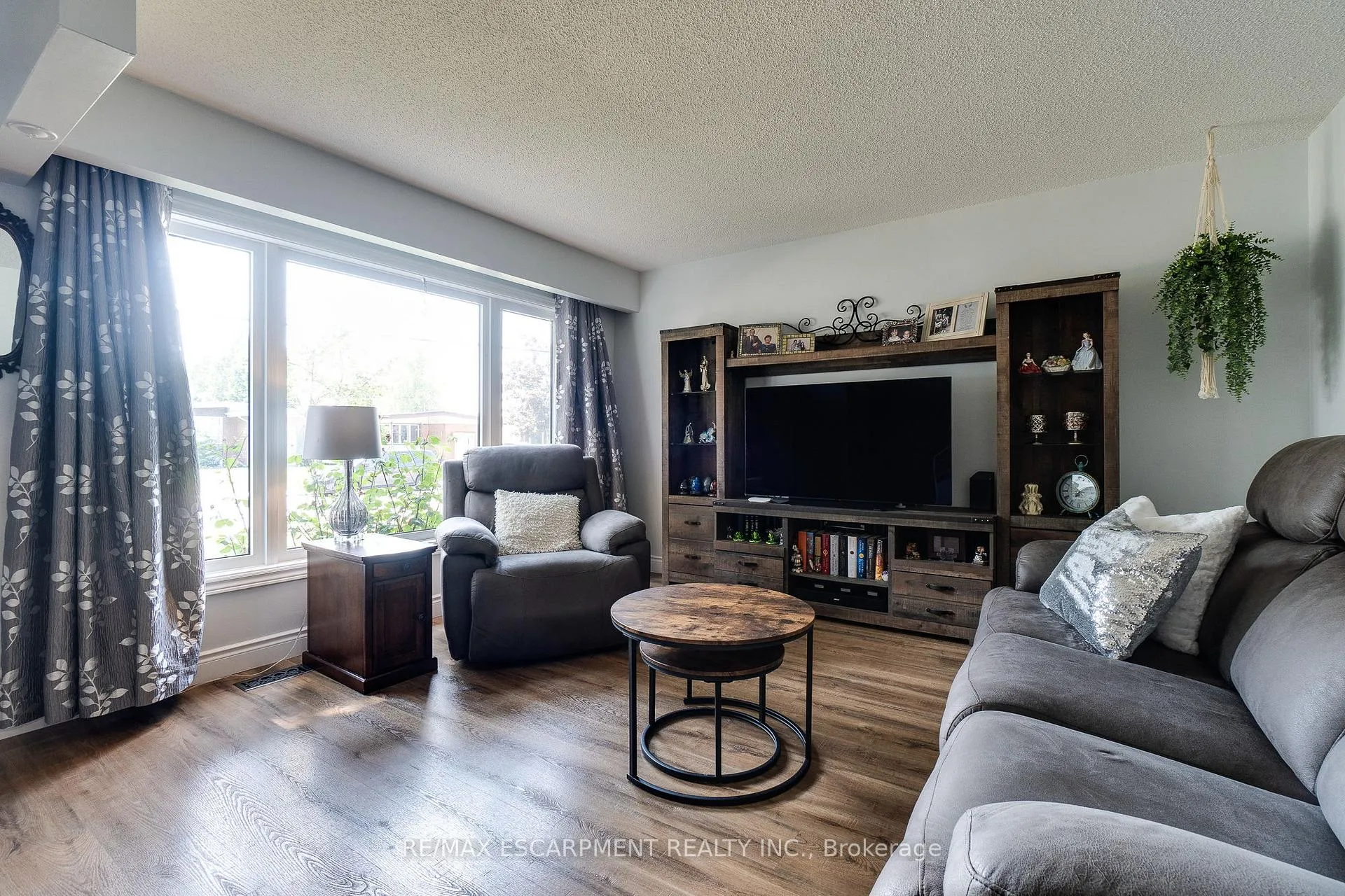 Photo 4 of 17 Ronaldshay Avenue, Hamilton, Greeningdon — HOMEH