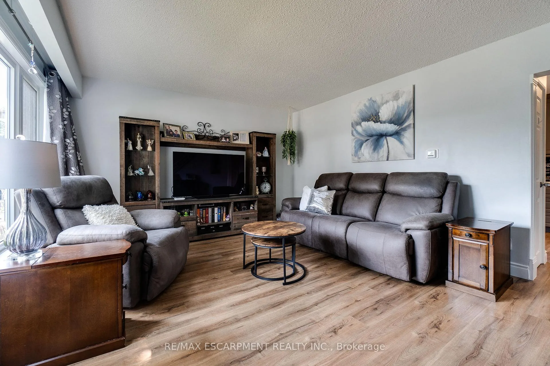 Photo 6 of 17 Ronaldshay Avenue, Hamilton, Greeningdon — HOMEH