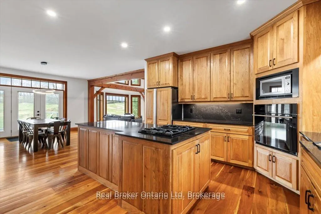 Photo 15 of 740494 10 Side Road, Chatsworth — HOMEH
