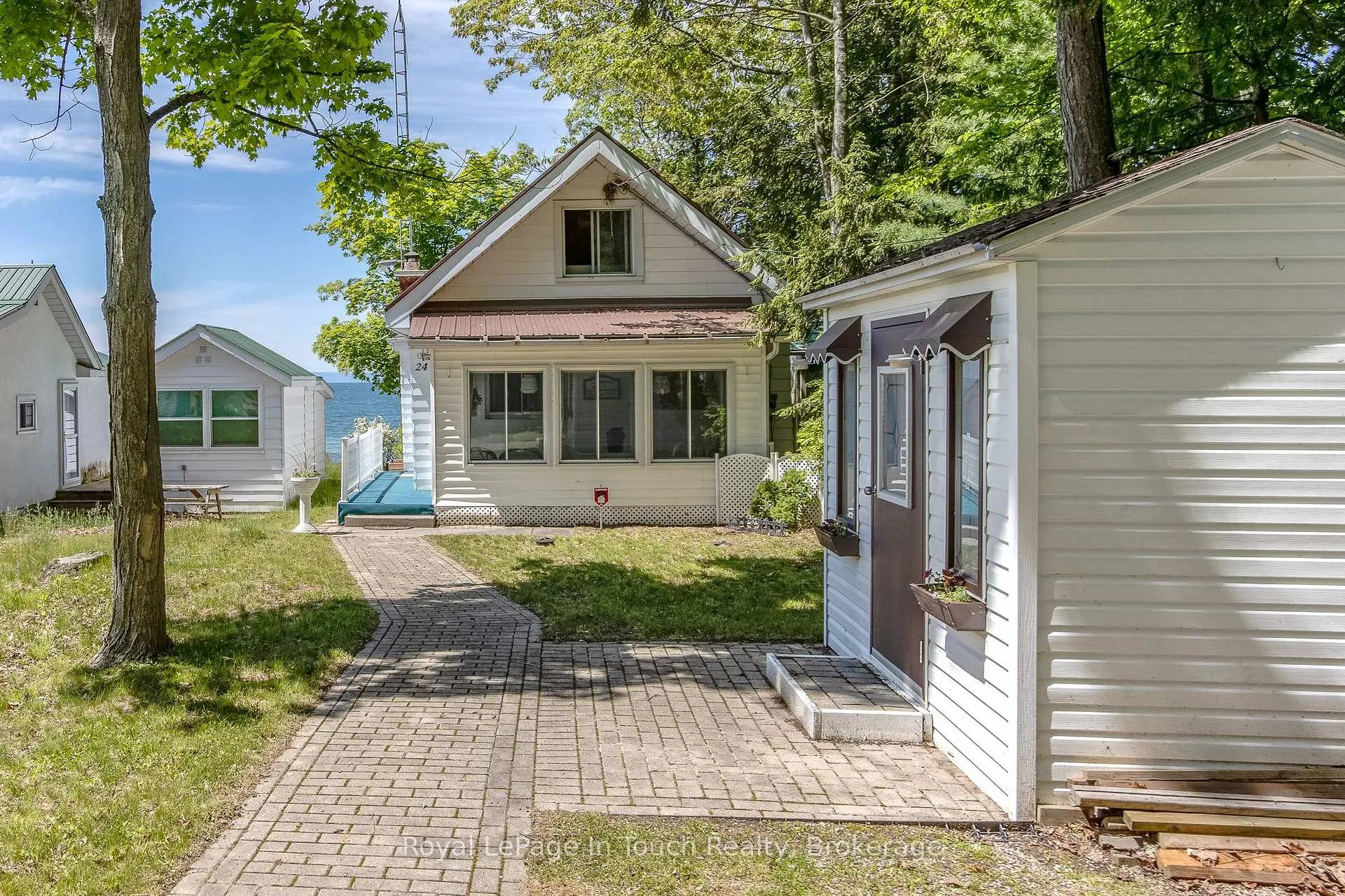 Photo 12 of 24 Belgrove, Tiny, Rural Tiny — HOMEH