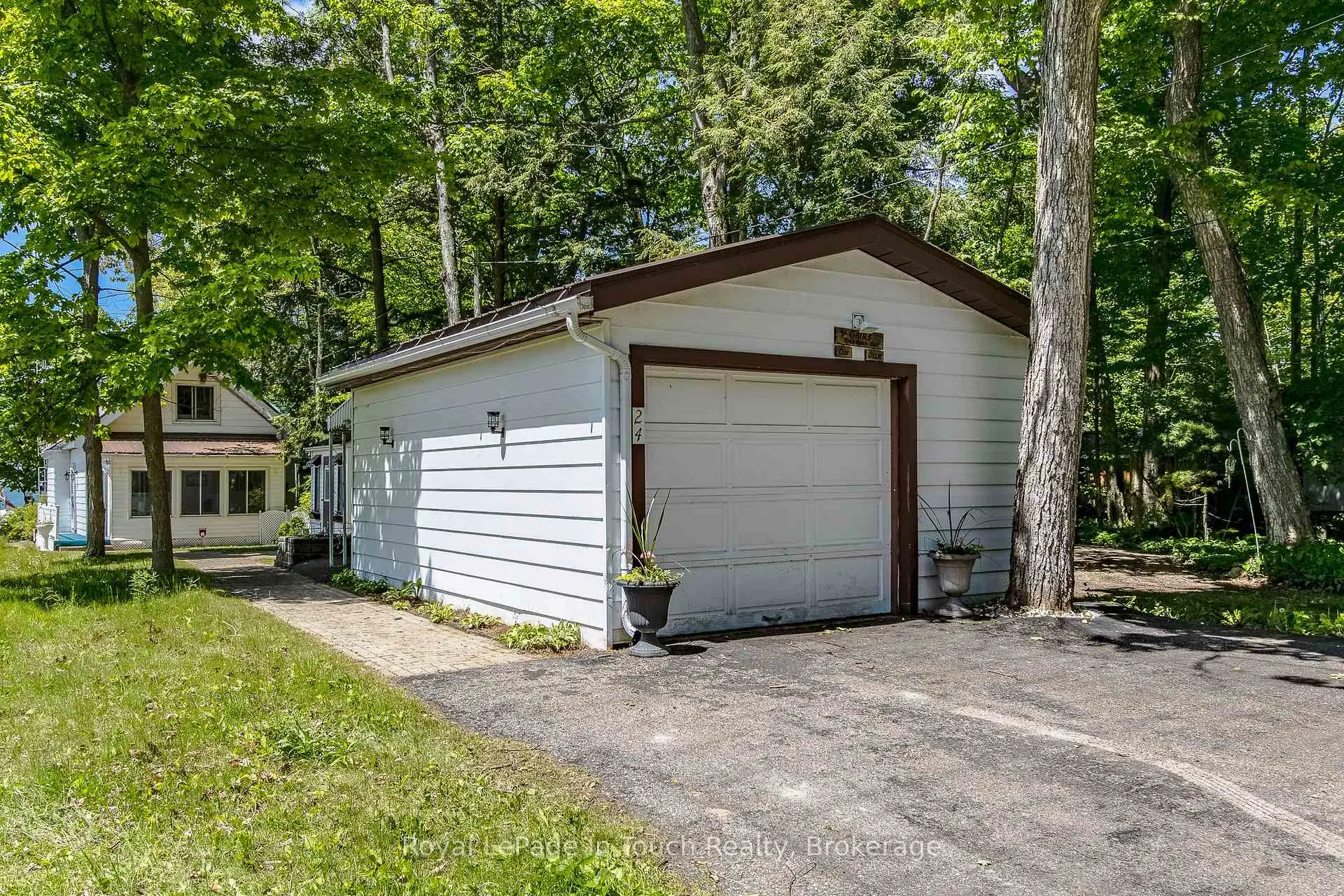 Photo 15 of 24 Belgrove, Tiny, Rural Tiny — HOMEH