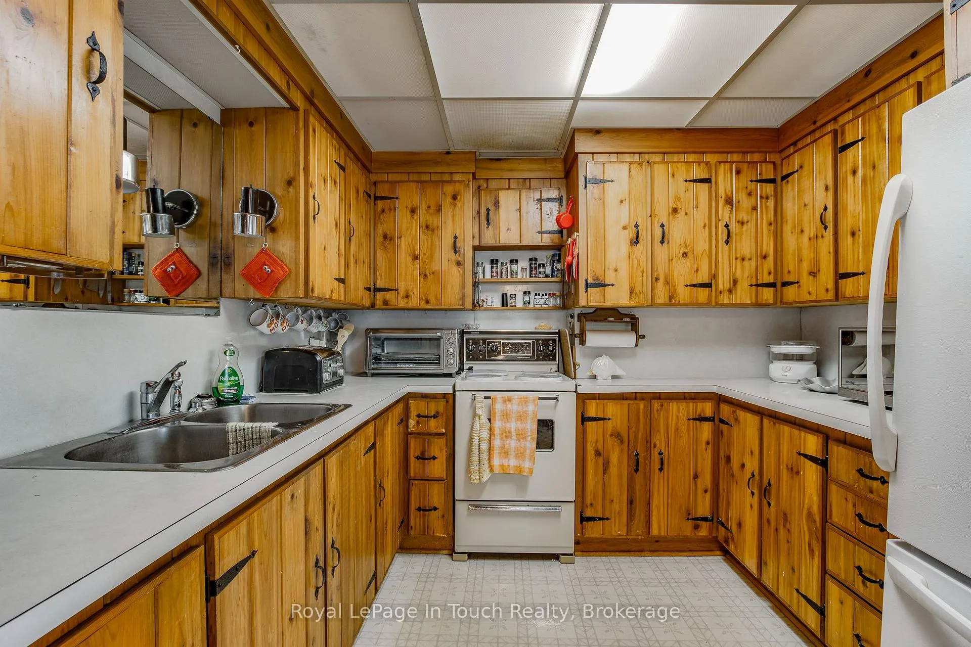 Photo 20 of 24 Belgrove, Tiny, Rural Tiny — HOMEH