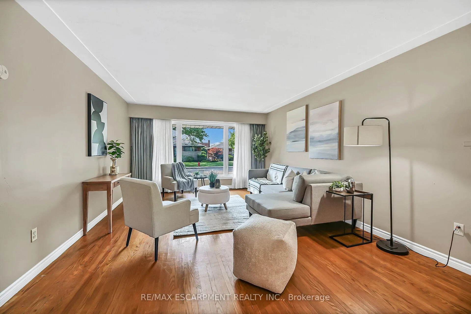 Photo 8 of 31 Belair Drive, Hamilton, Centremount — HOMEH