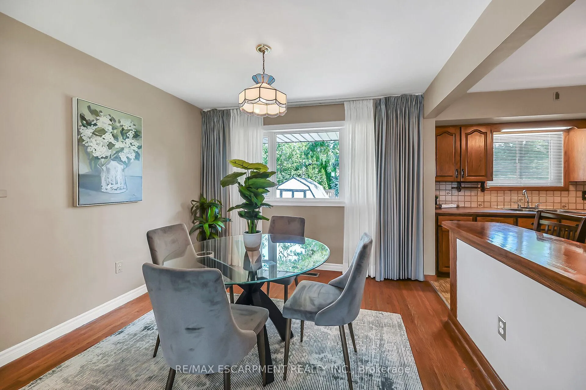 Photo 10 of 31 Belair Drive, Hamilton, Centremount — HOMEH