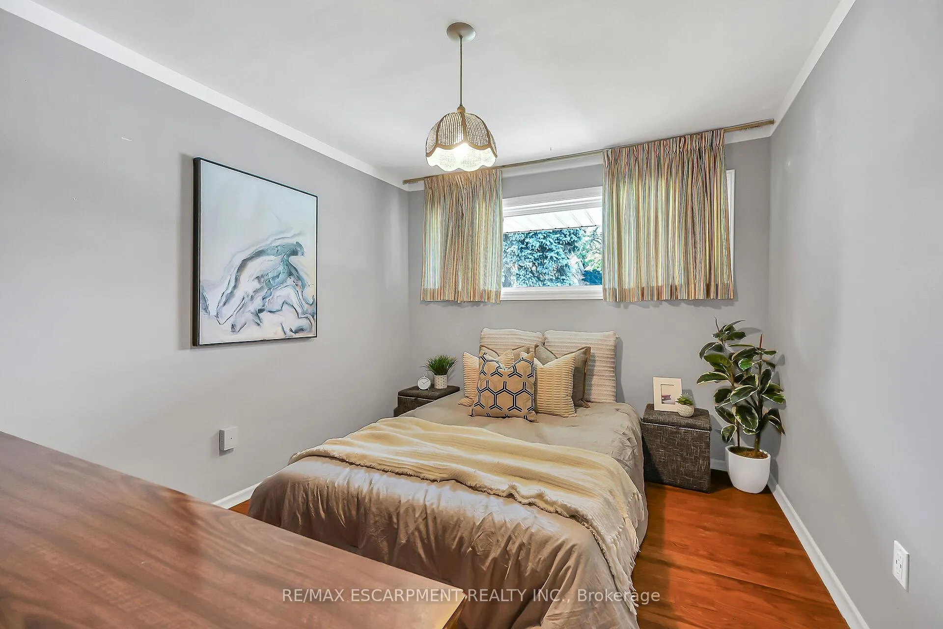 Photo 19 of 31 Belair Drive, Hamilton, Centremount — HOMEH