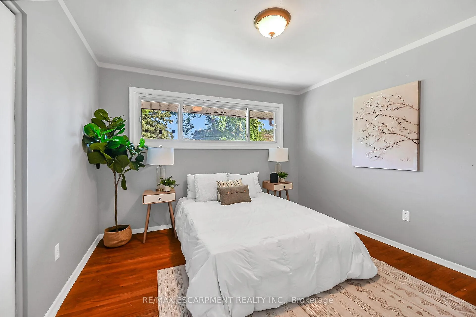Photo 21 of 31 Belair Drive, Hamilton, Centremount — HOMEH